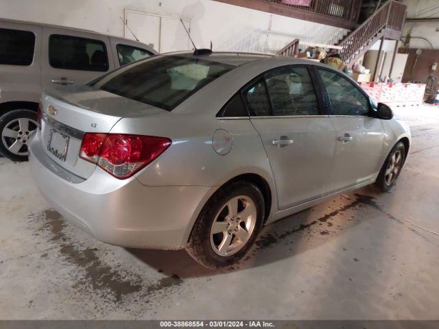 Photo 3 VIN: 1G1PC5SB8F7107646 - CHEVROLET CRUZE 