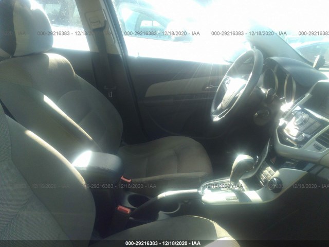 Photo 4 VIN: 1G1PC5SB8F7137715 - CHEVROLET CRUZE 