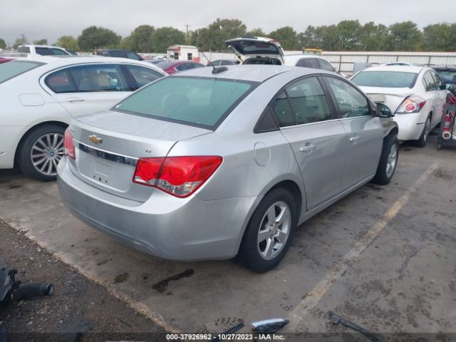 Photo 3 VIN: 1G1PC5SB8F7176398 - CHEVROLET CRUZE 