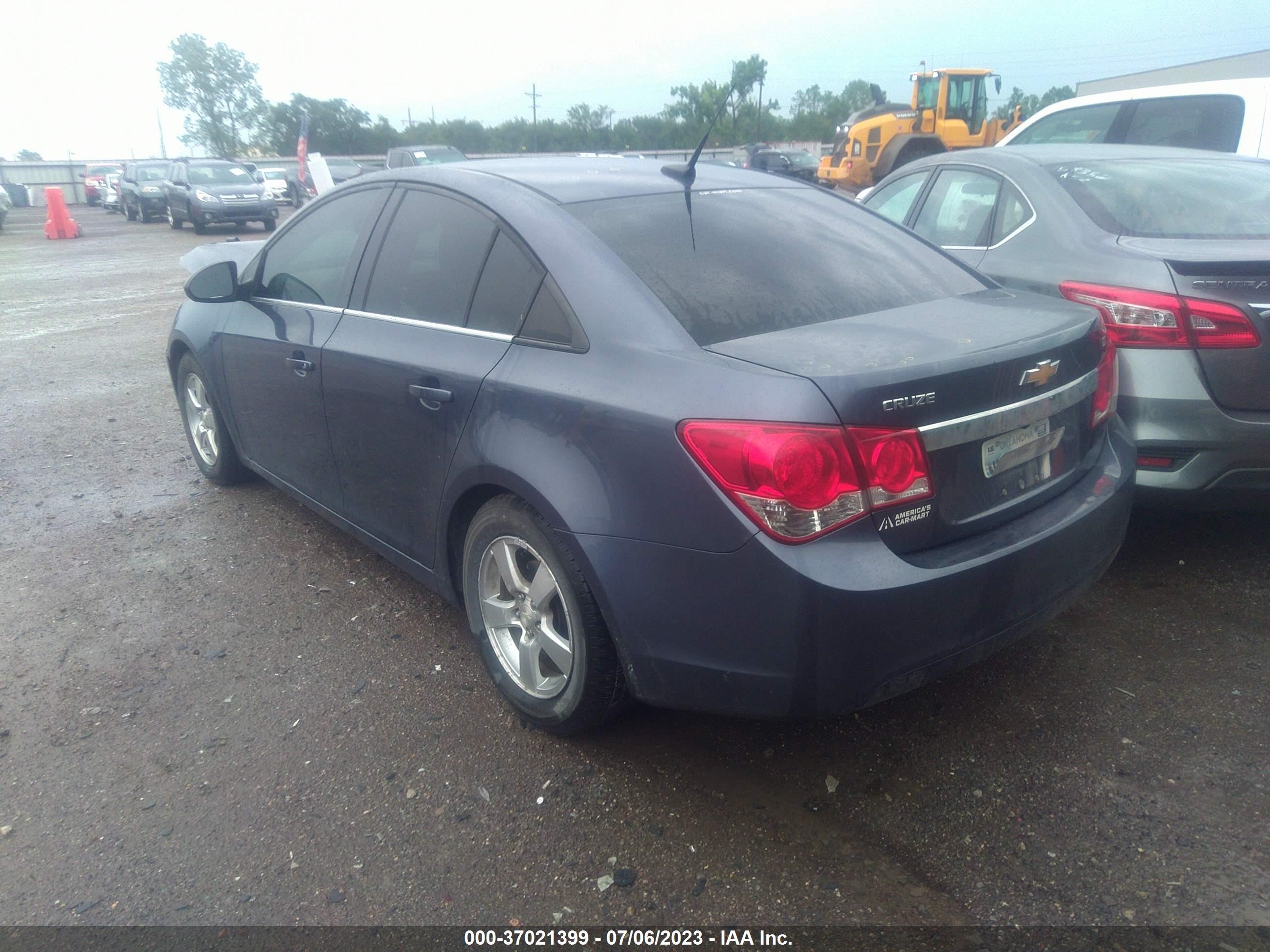 Photo 2 VIN: 1G1PC5SB9D7257763 - CHEVROLET CRUZE 