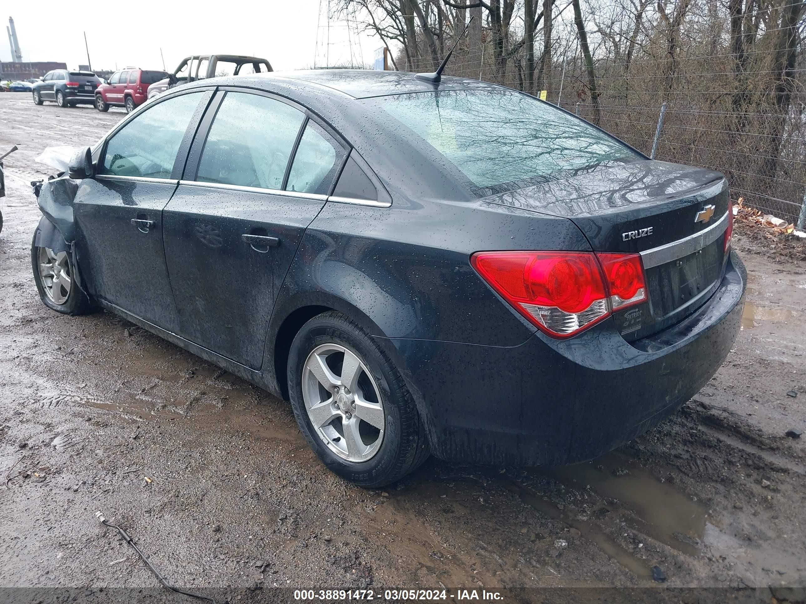 Photo 2 VIN: 1G1PC5SB9E7317042 - CHEVROLET CRUZE 