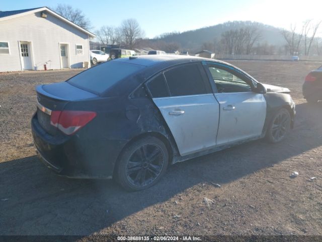 Photo 3 VIN: 1G1PC5SB9E7472724 - CHEVROLET CRUZE 