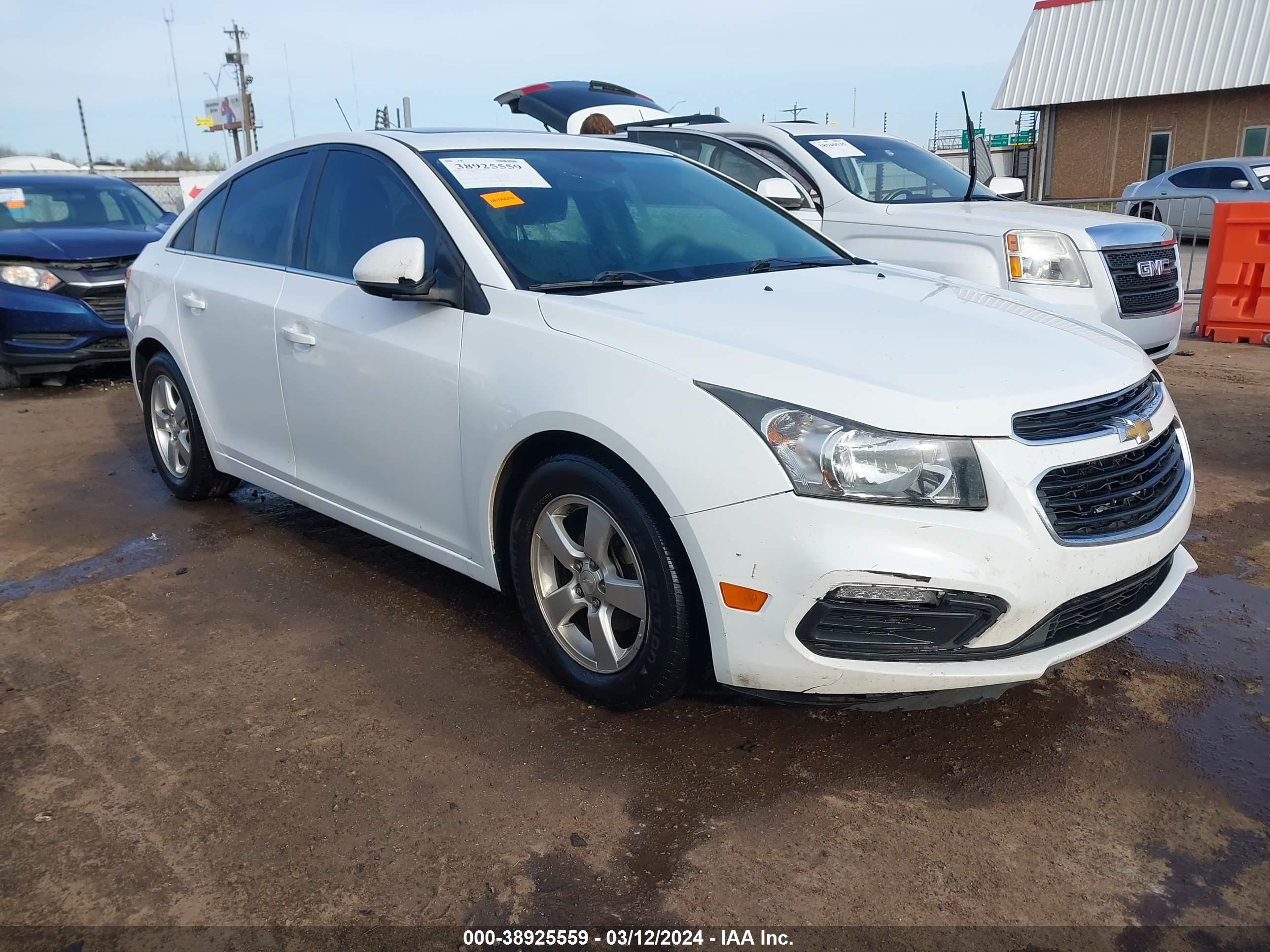 Photo 0 VIN: 1G1PC5SB9F7105890 - CHEVROLET CRUZE 