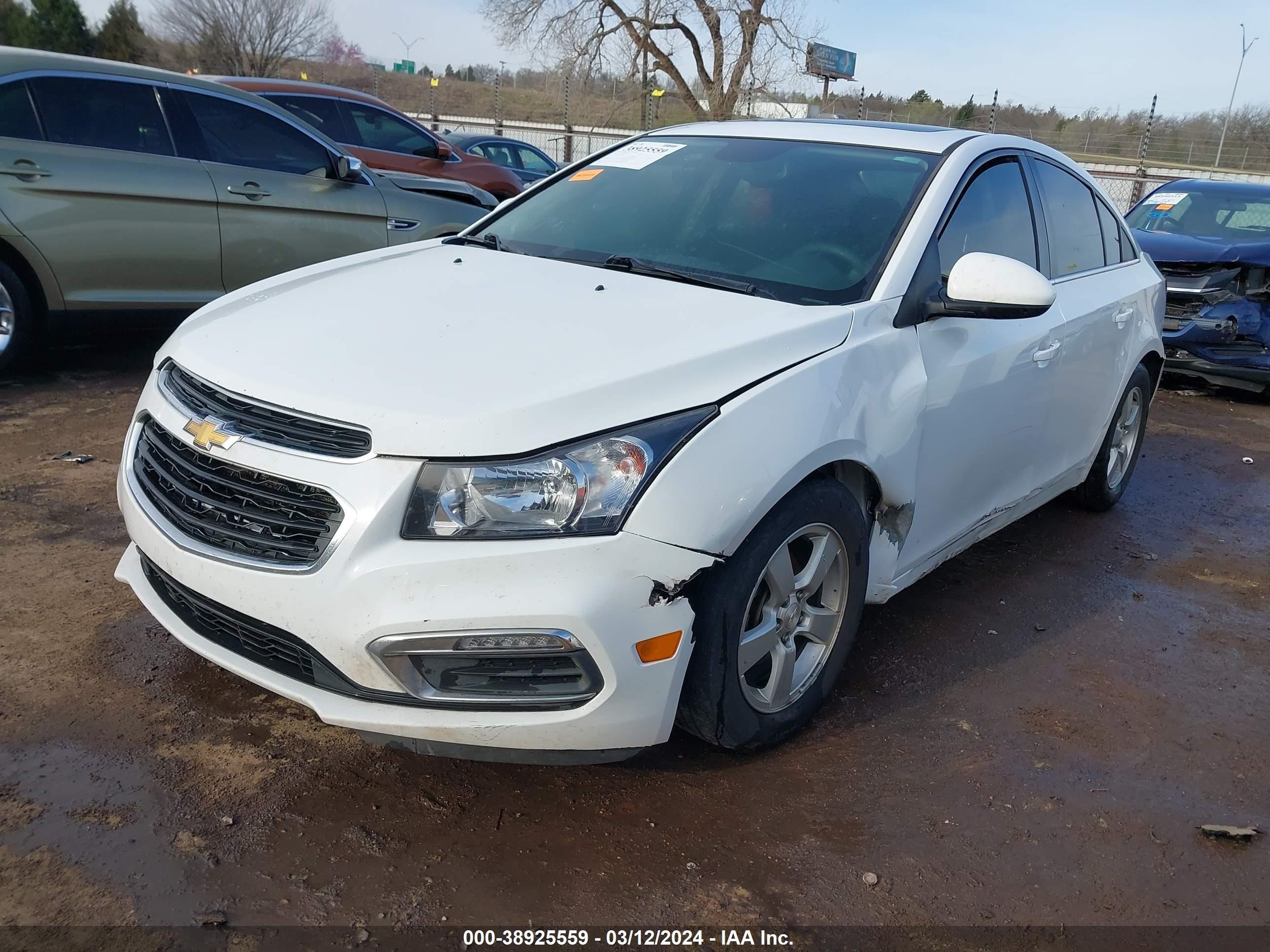 Photo 1 VIN: 1G1PC5SB9F7105890 - CHEVROLET CRUZE 