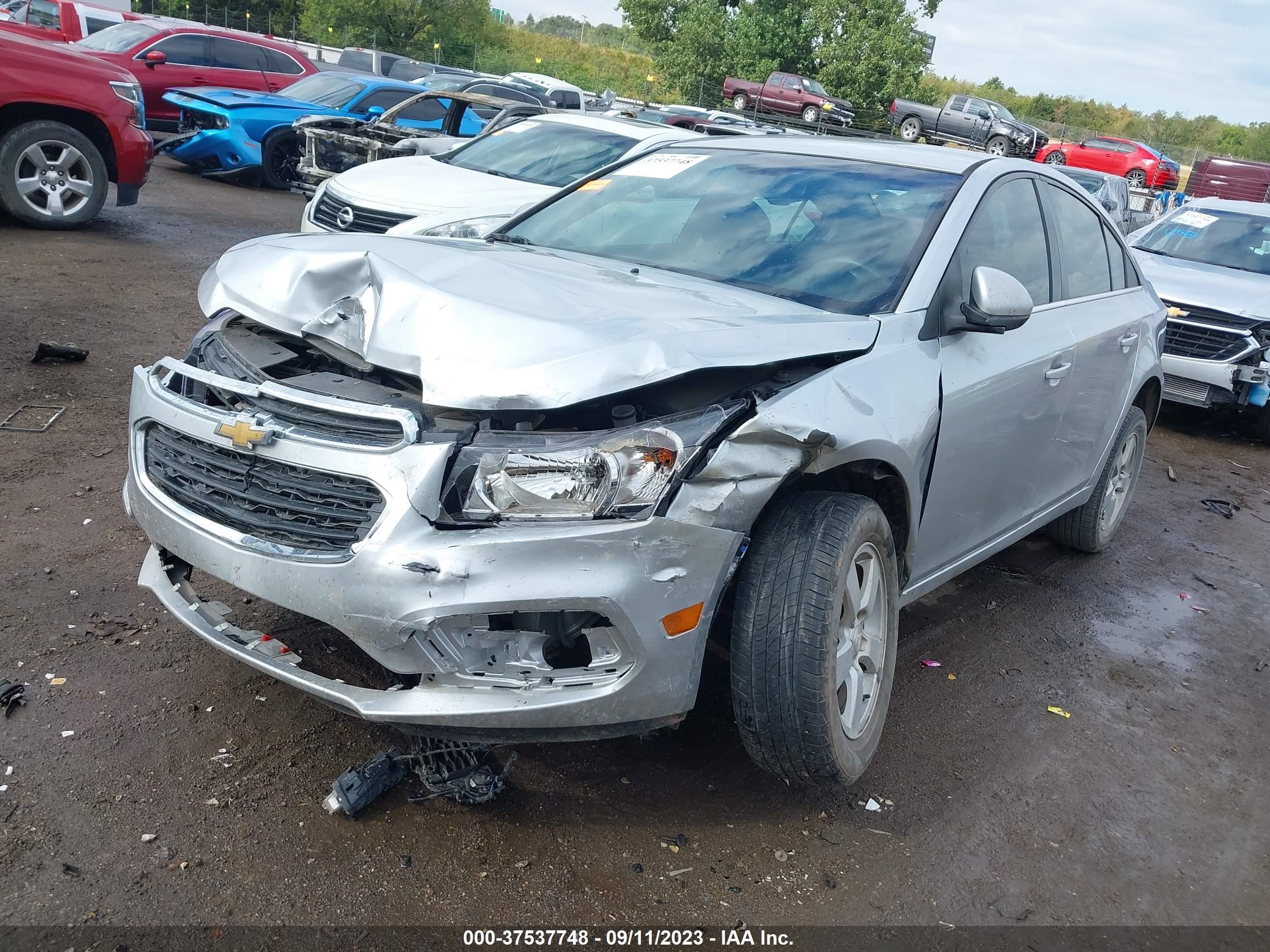 Photo 1 VIN: 1G1PC5SB9F7113617 - CHEVROLET CRUZE 