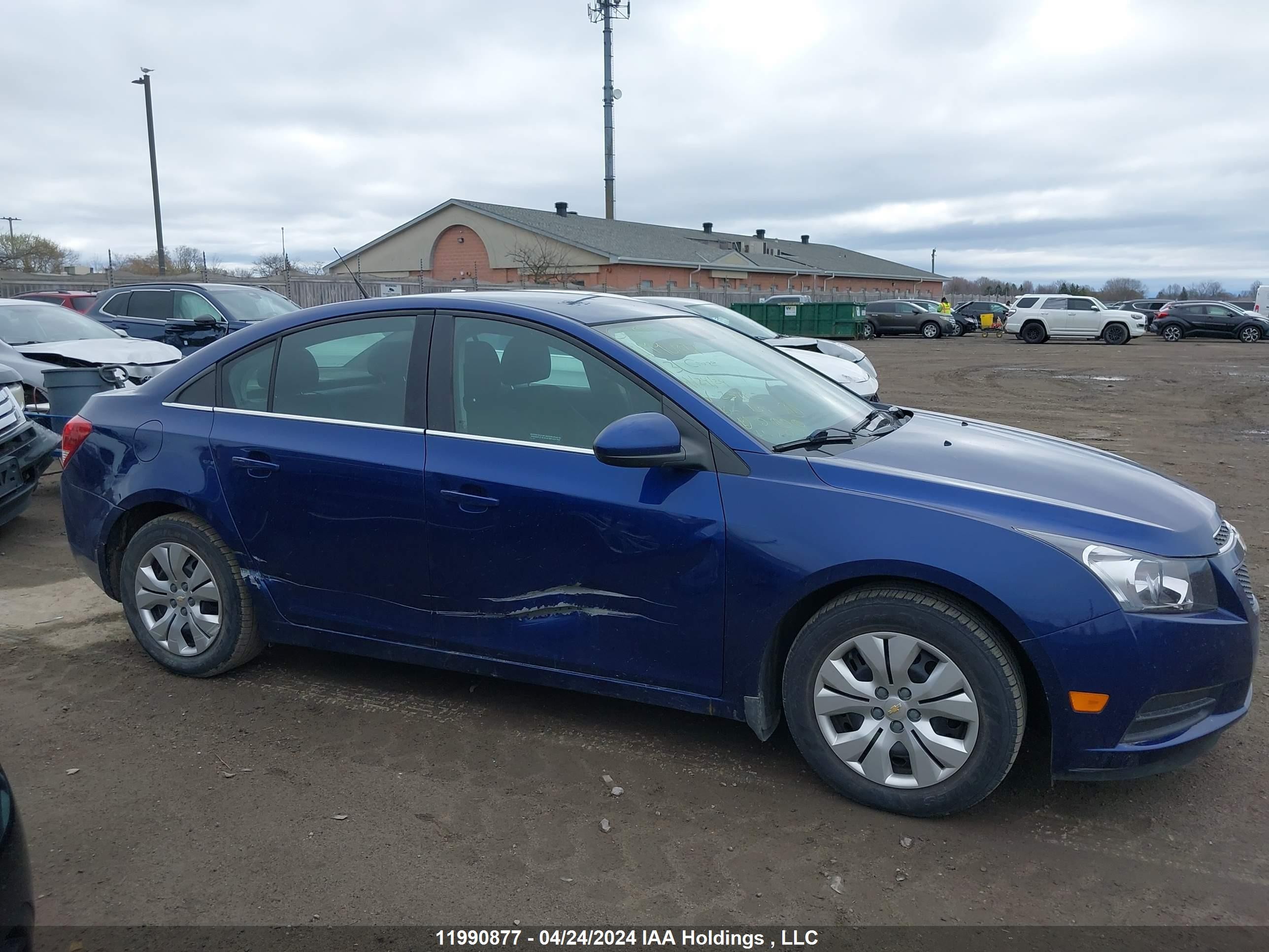 Photo 12 VIN: 1G1PC5SBXD7257125 - CHEVROLET CRUZE 