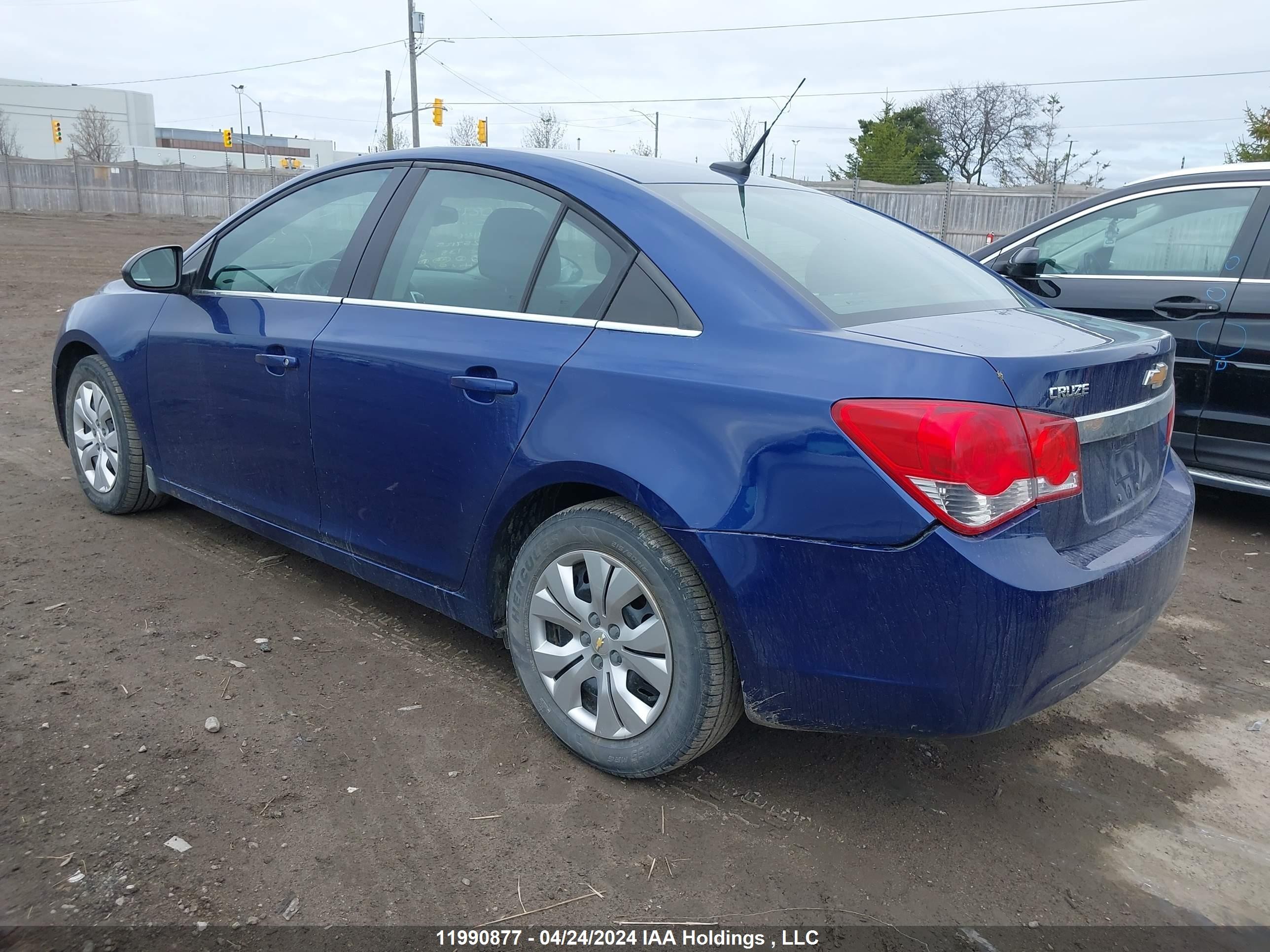 Photo 2 VIN: 1G1PC5SBXD7257125 - CHEVROLET CRUZE 