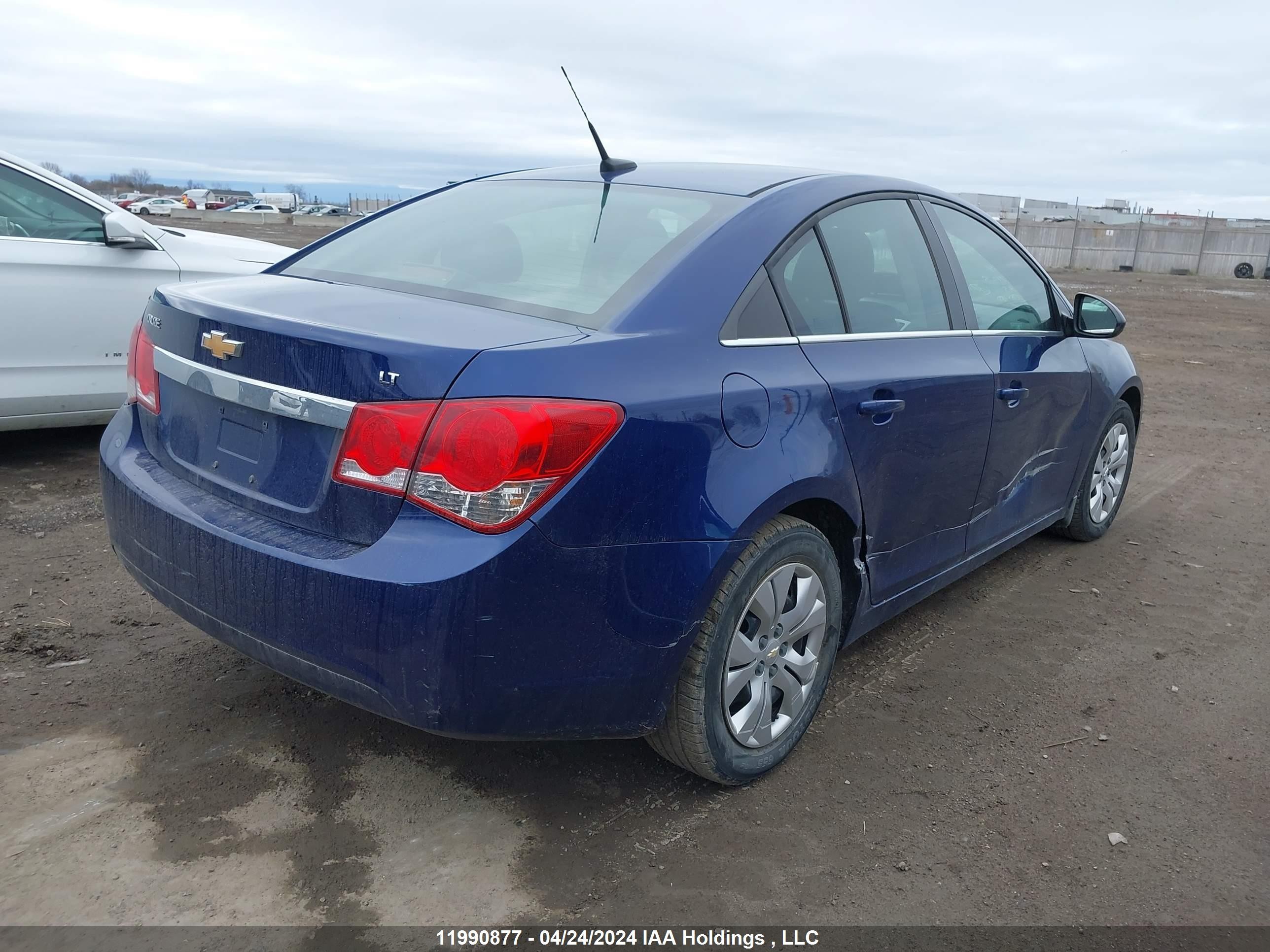 Photo 3 VIN: 1G1PC5SBXD7257125 - CHEVROLET CRUZE 