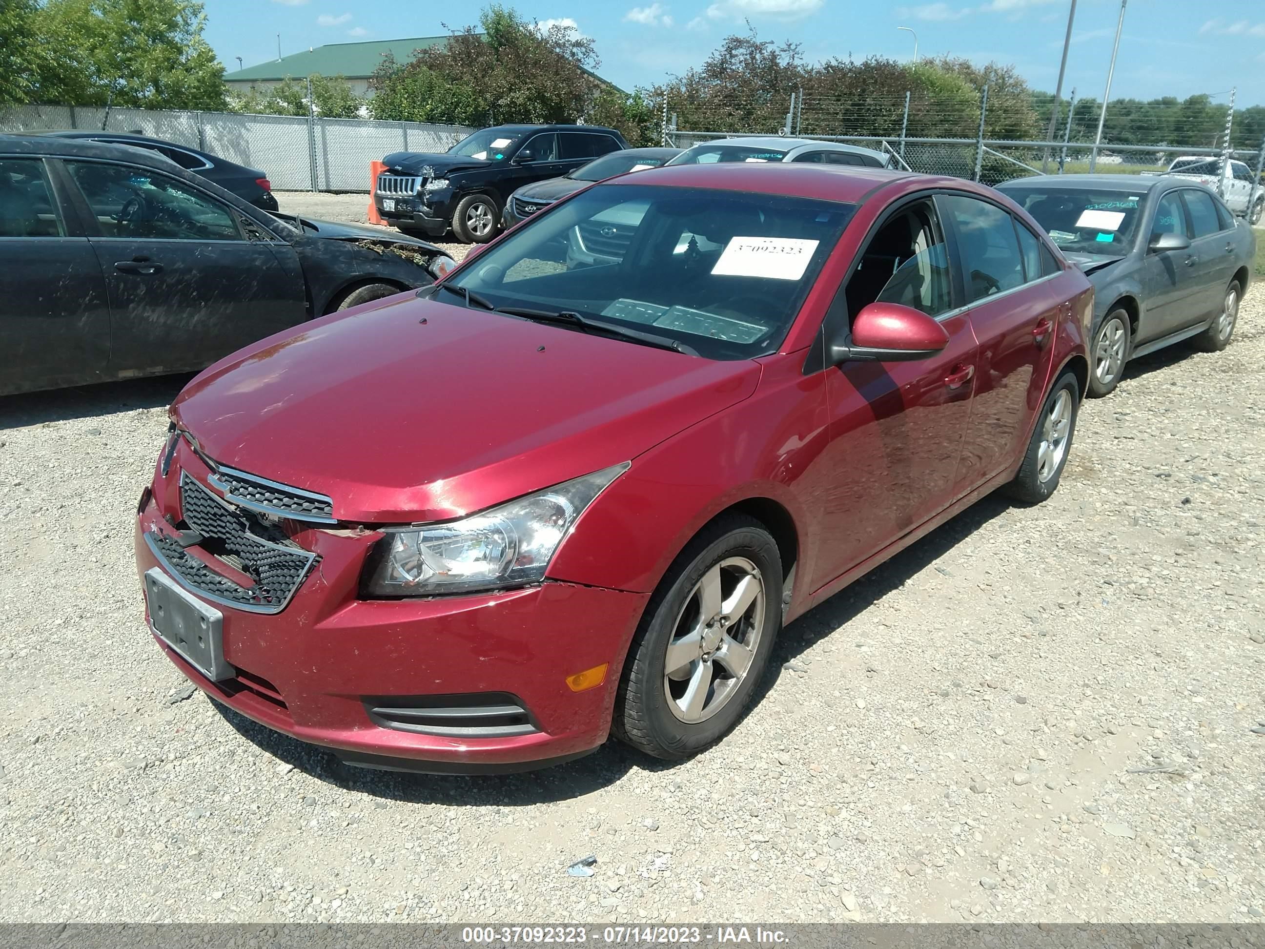 Photo 1 VIN: 1G1PC5SBXD7318229 - CHEVROLET CRUZE 