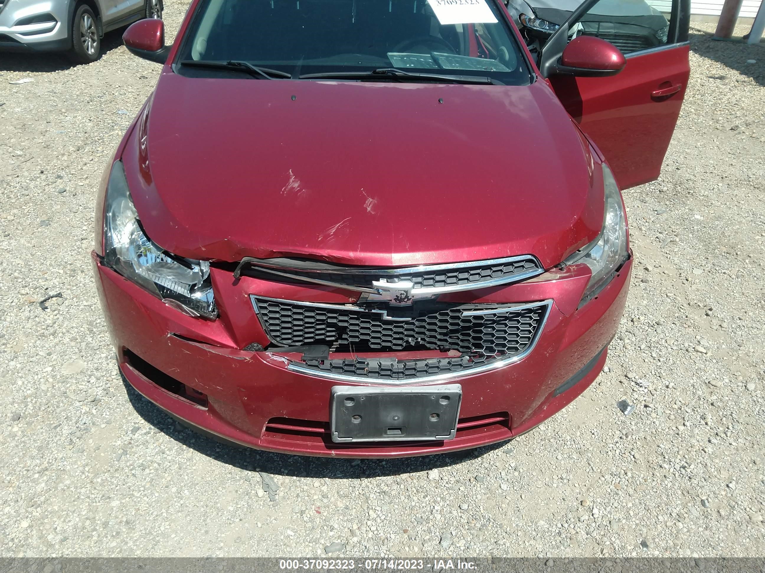 Photo 5 VIN: 1G1PC5SBXD7318229 - CHEVROLET CRUZE 