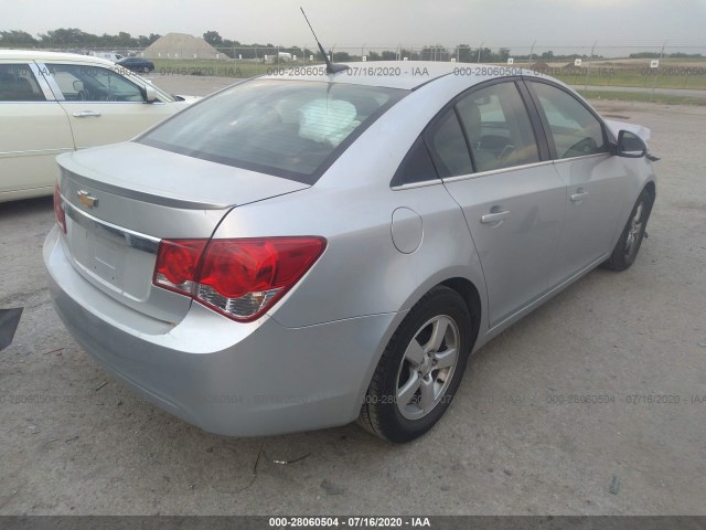 Photo 3 VIN: 1G1PC5SBXE7163392 - CHEVROLET CRUZE 