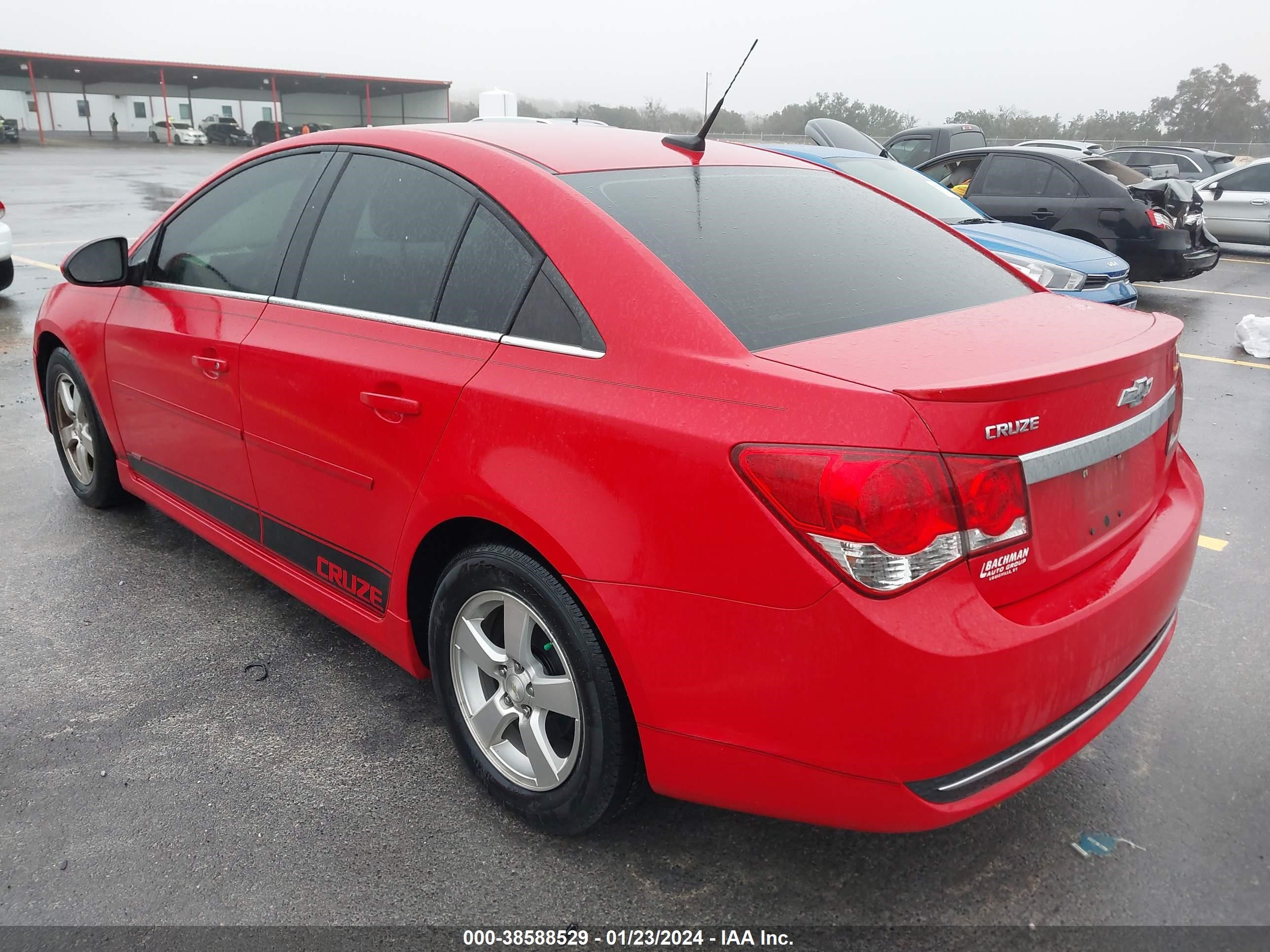 Photo 2 VIN: 1G1PC5SBXE7209965 - CHEVROLET CRUZE 