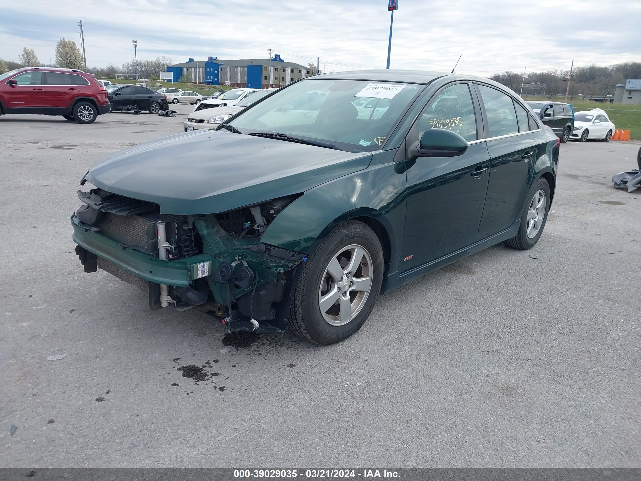 Photo 1 VIN: 1G1PC5SBXE7448643 - CHEVROLET CRUZE 