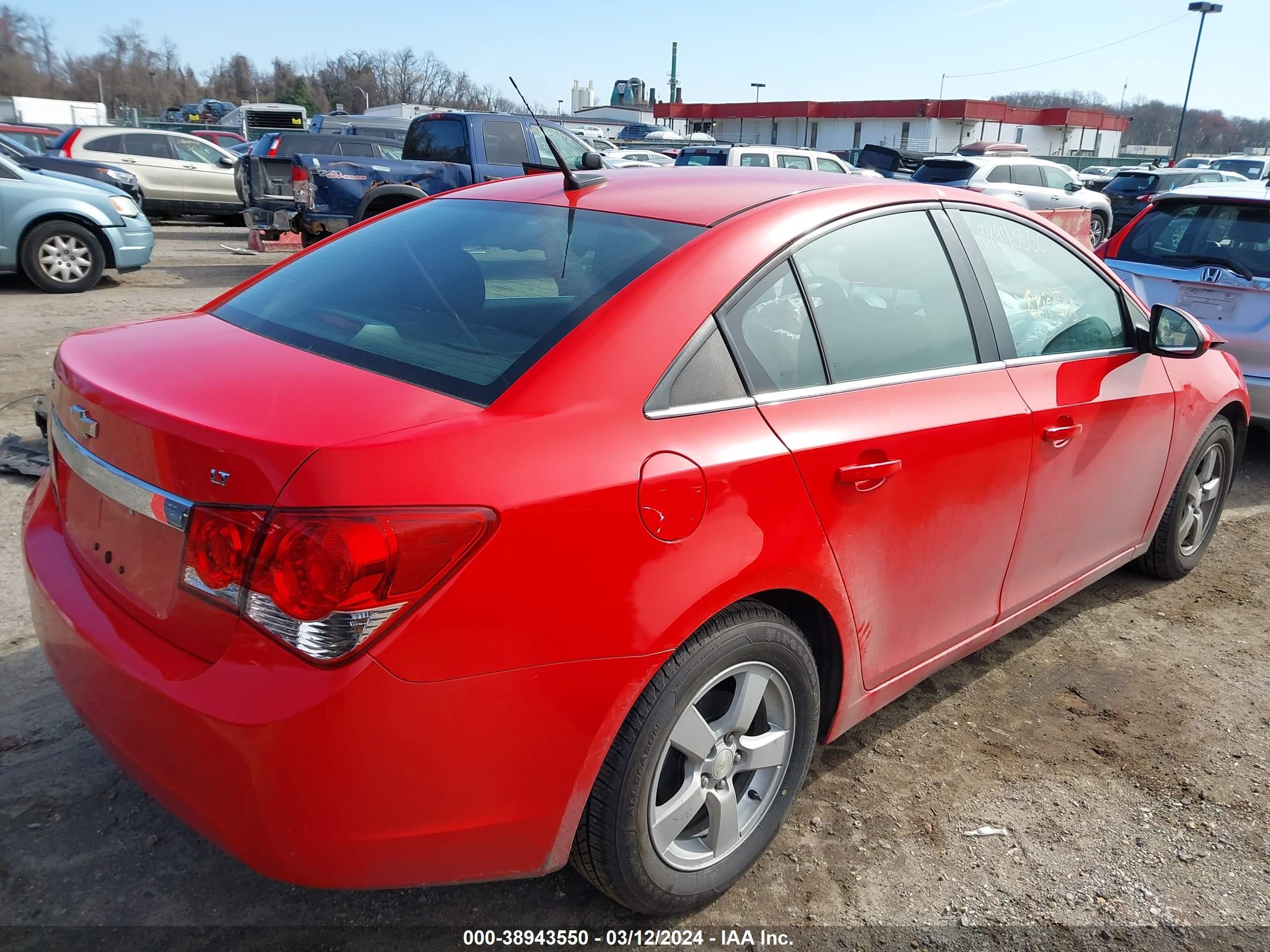 Photo 3 VIN: 1G1PC5SBXE7482257 - CHEVROLET CRUZE 