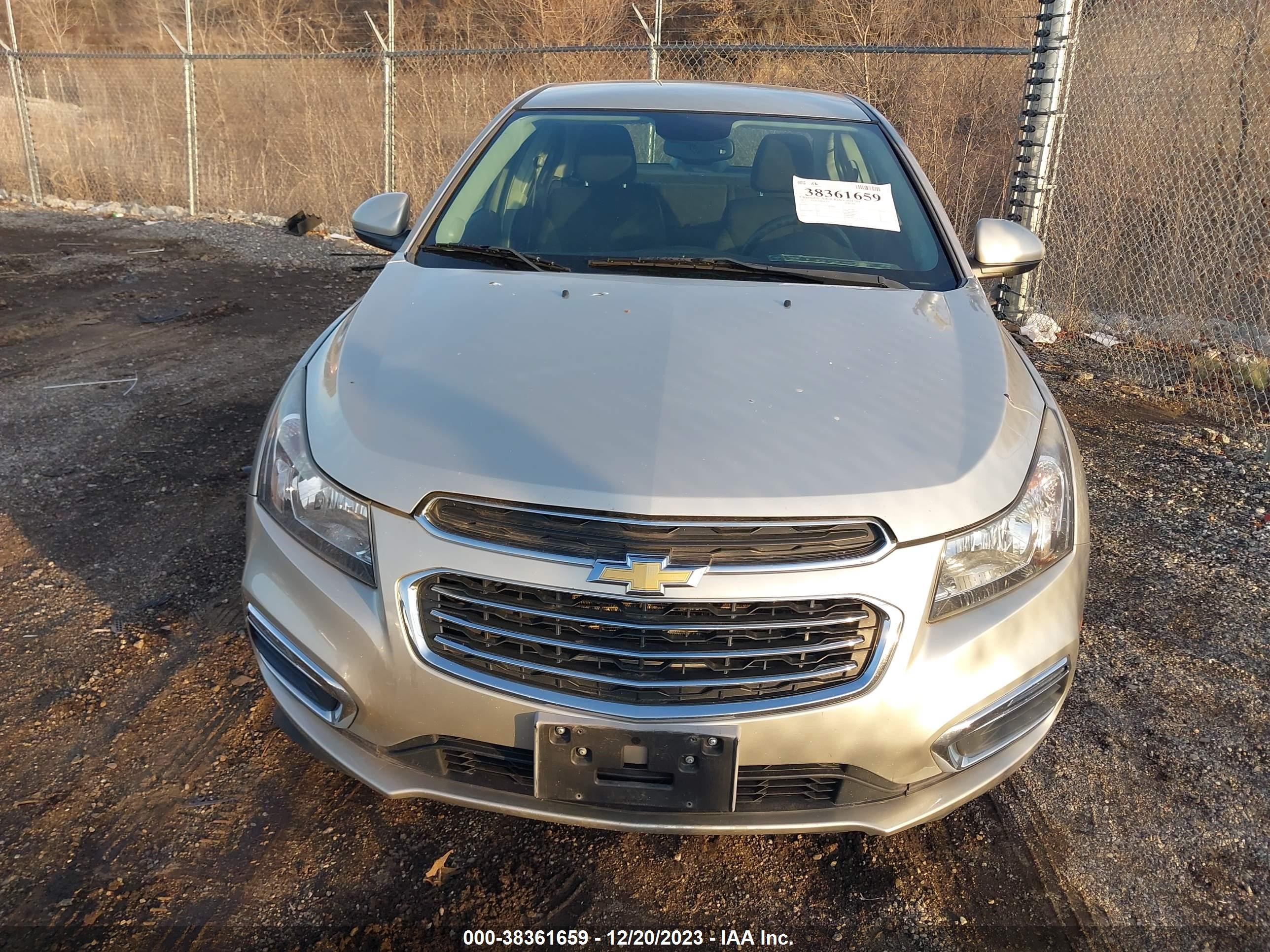 Photo 5 VIN: 1G1PC5SBXF7107826 - CHEVROLET CRUZE 