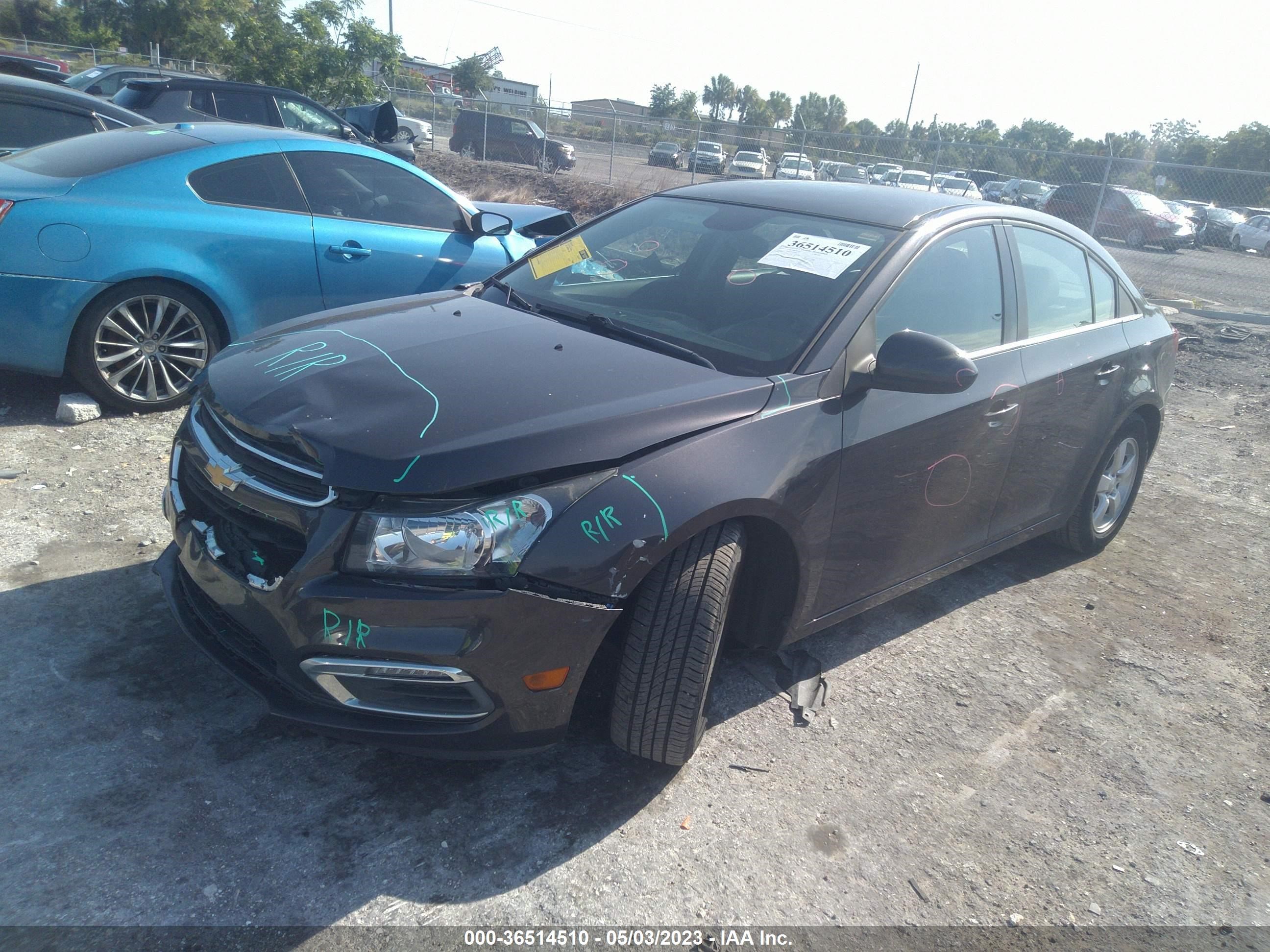 Photo 1 VIN: 1G1PC5SBXF7143502 - CHEVROLET CRUZE 