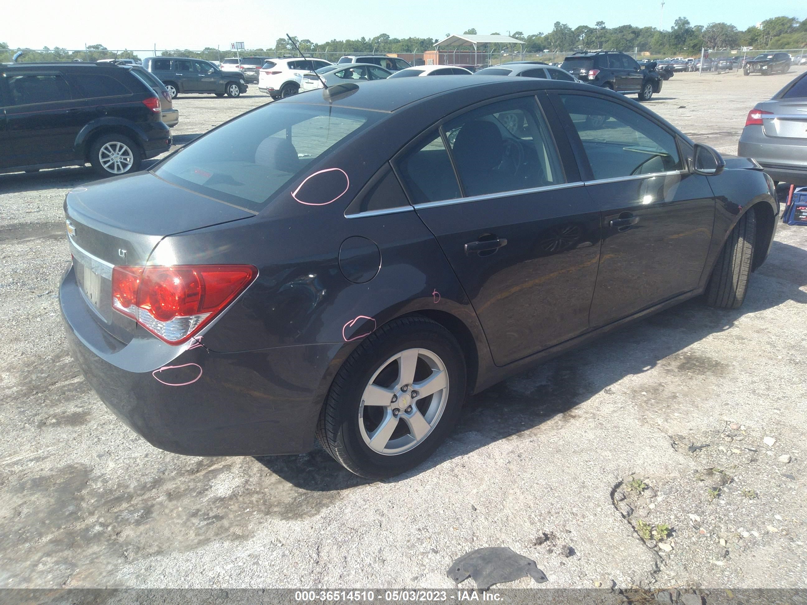 Photo 3 VIN: 1G1PC5SBXF7143502 - CHEVROLET CRUZE 