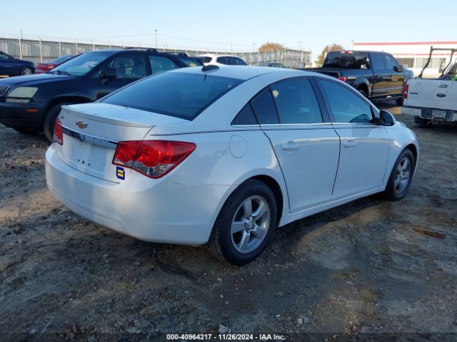 Photo 3 VIN: 1G1PC5SBXF7143869 - CHEVROLET CRUZE 