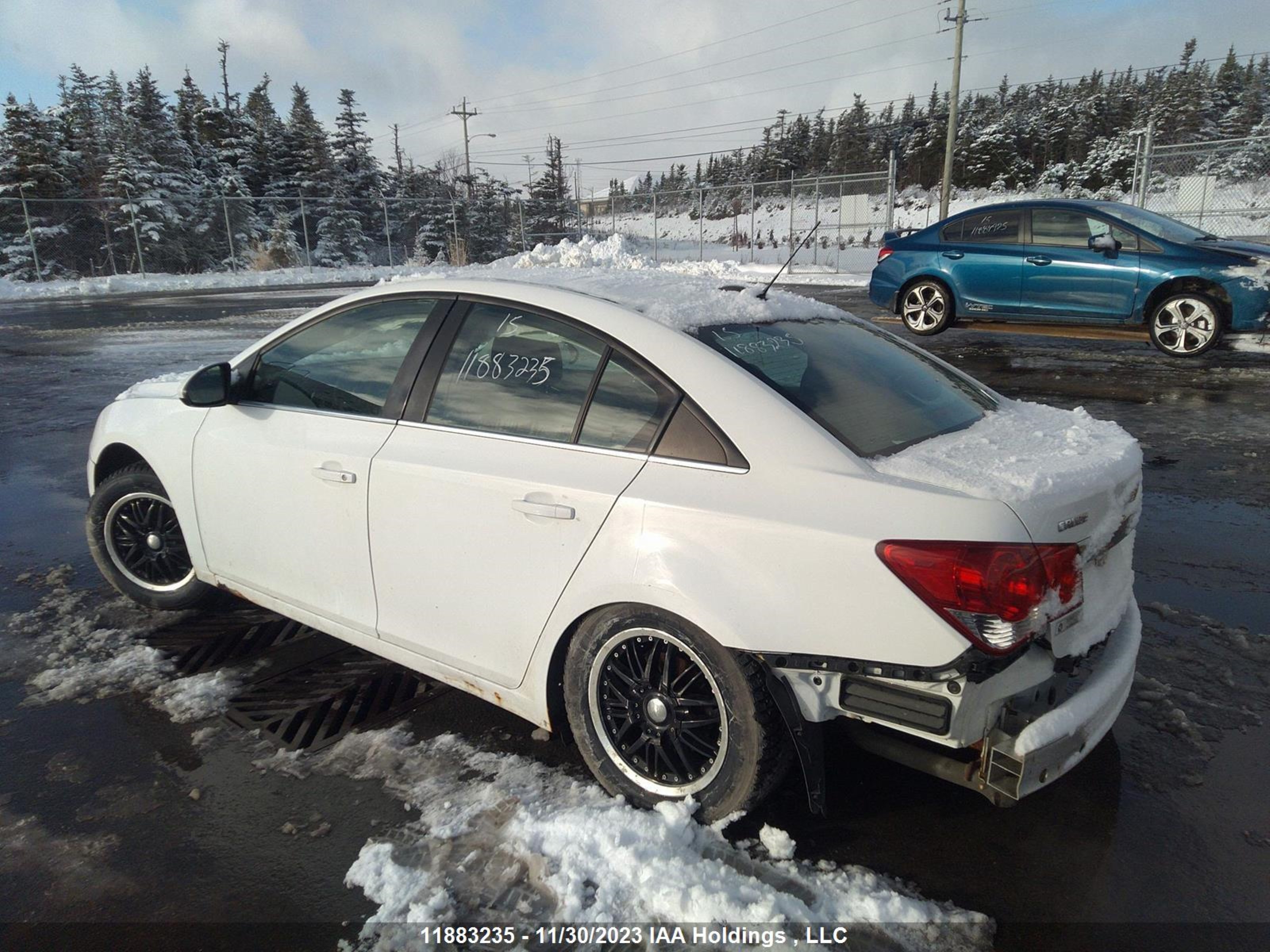 Photo 2 VIN: 1G1PC5SBXF7237346 - CHEVROLET CRUZE 