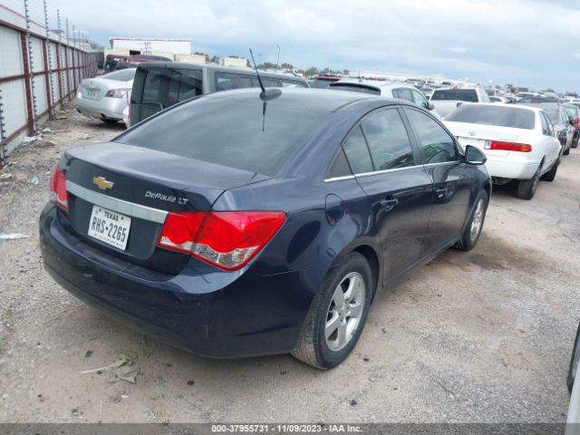 Photo 3 VIN: 1G1PC5SBXF7243941 - CHEVROLET CRUZE 