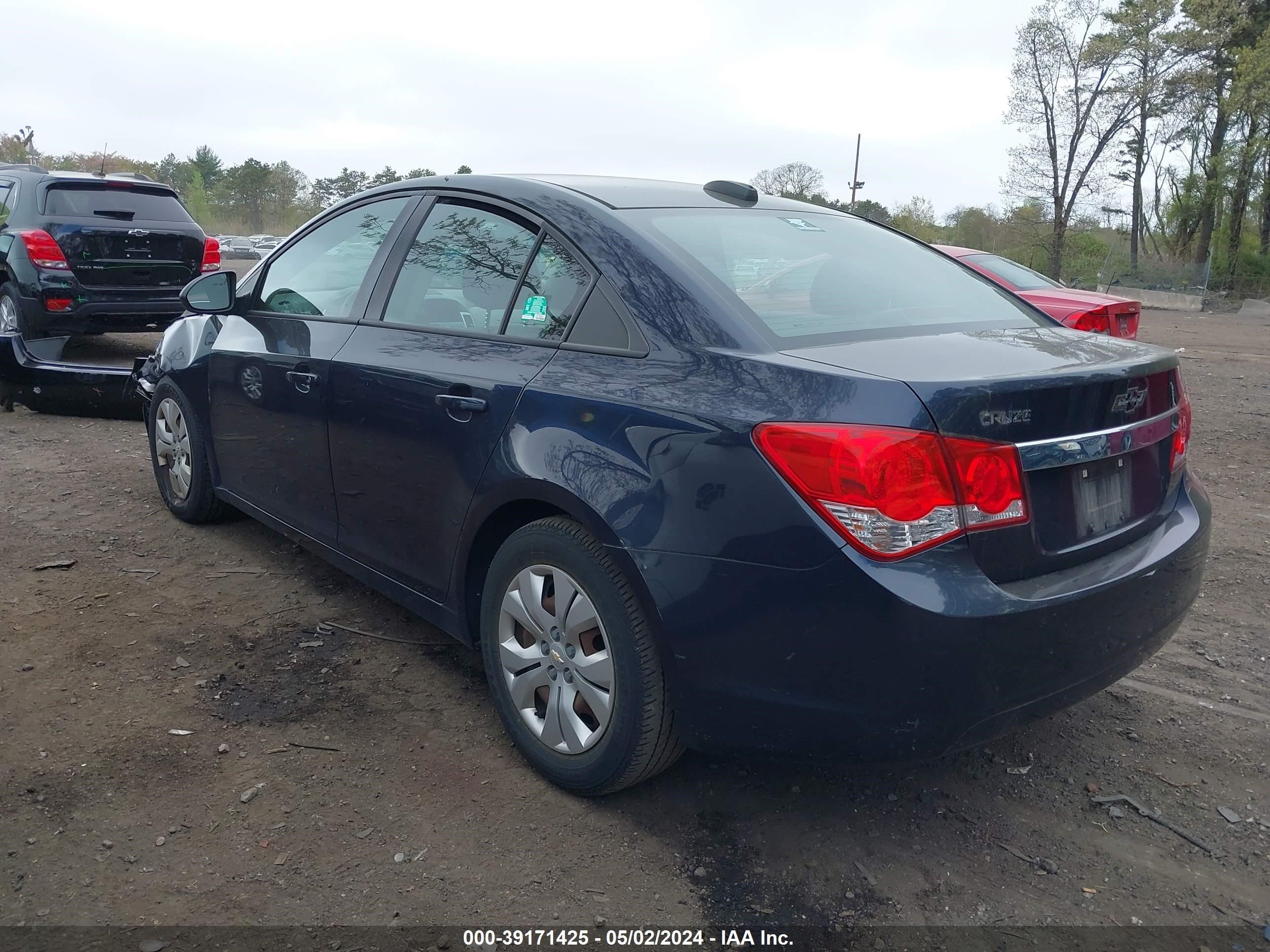 Photo 2 VIN: 1G1PC5SG5G7173522 - CHEVROLET CRUZE 