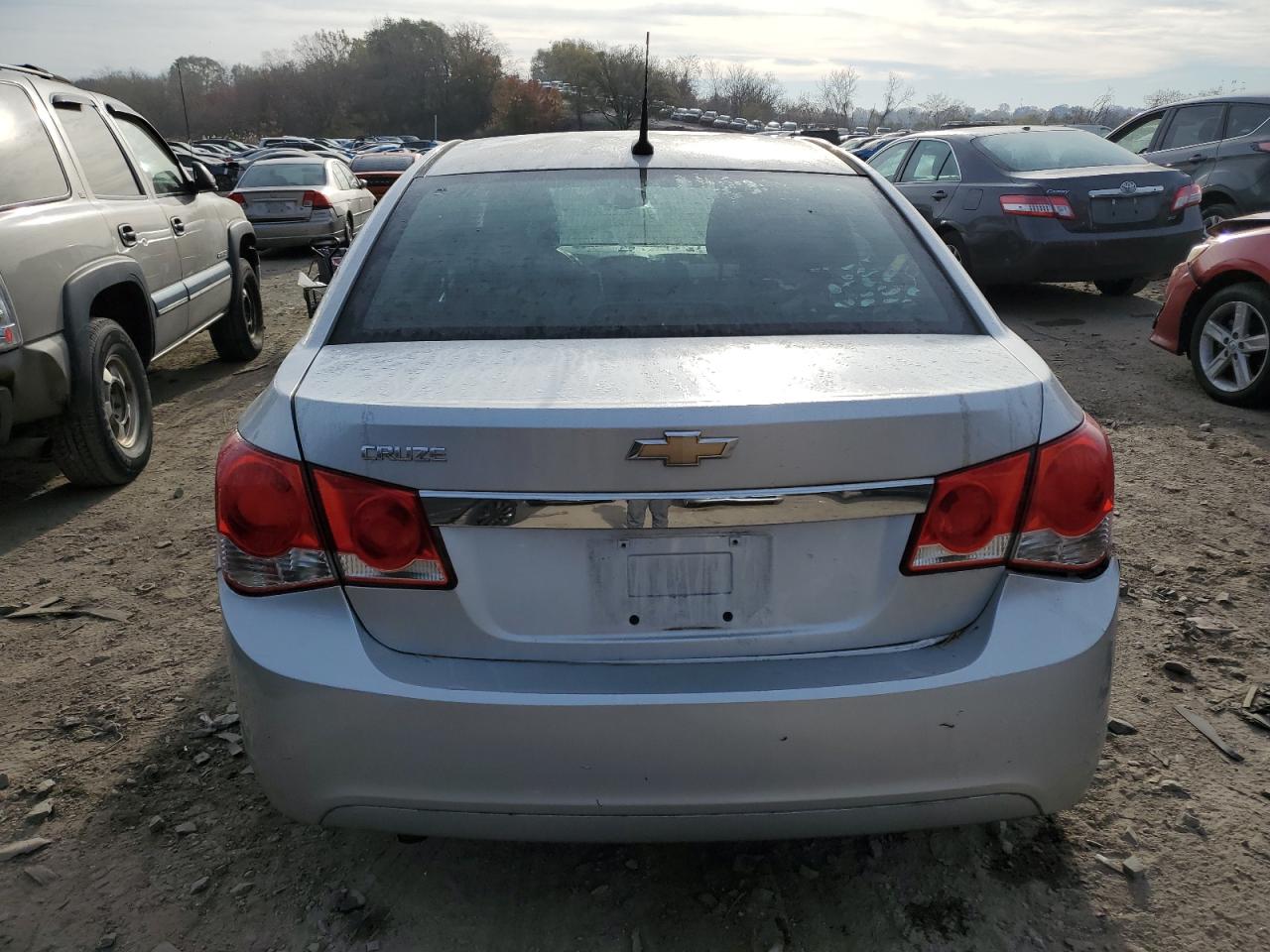 Photo 5 VIN: 1G1PC5SH0B7119336 - CHEVROLET CRUZE 