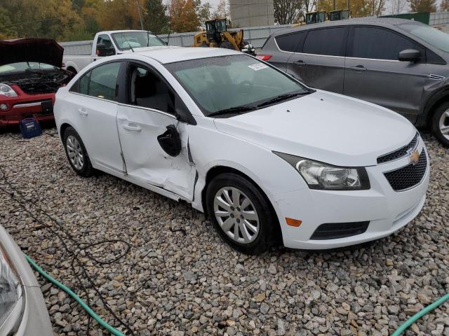 Photo 3 VIN: 1G1PC5SH0B7173462 - CHEVROLET CRUZE 