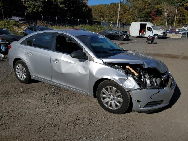 Photo 3 VIN: 1G1PC5SH0B7268801 - CHEVROLET CRUZE LS 