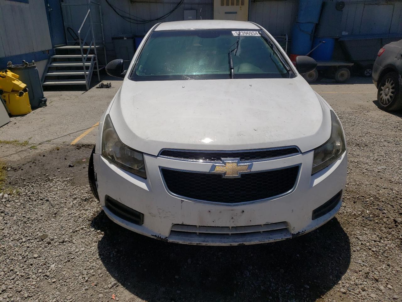 Photo 4 VIN: 1G1PC5SH0C7198699 - CHEVROLET CRUZE 