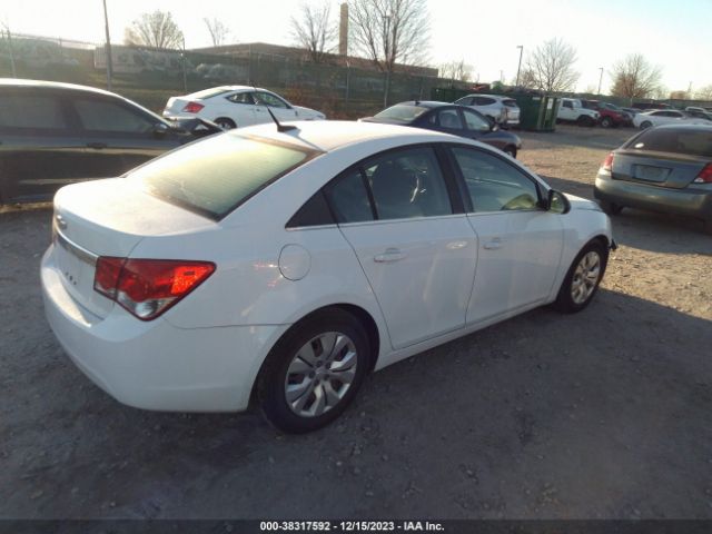 Photo 3 VIN: 1G1PC5SH0C7212875 - CHEVROLET CRUZE 