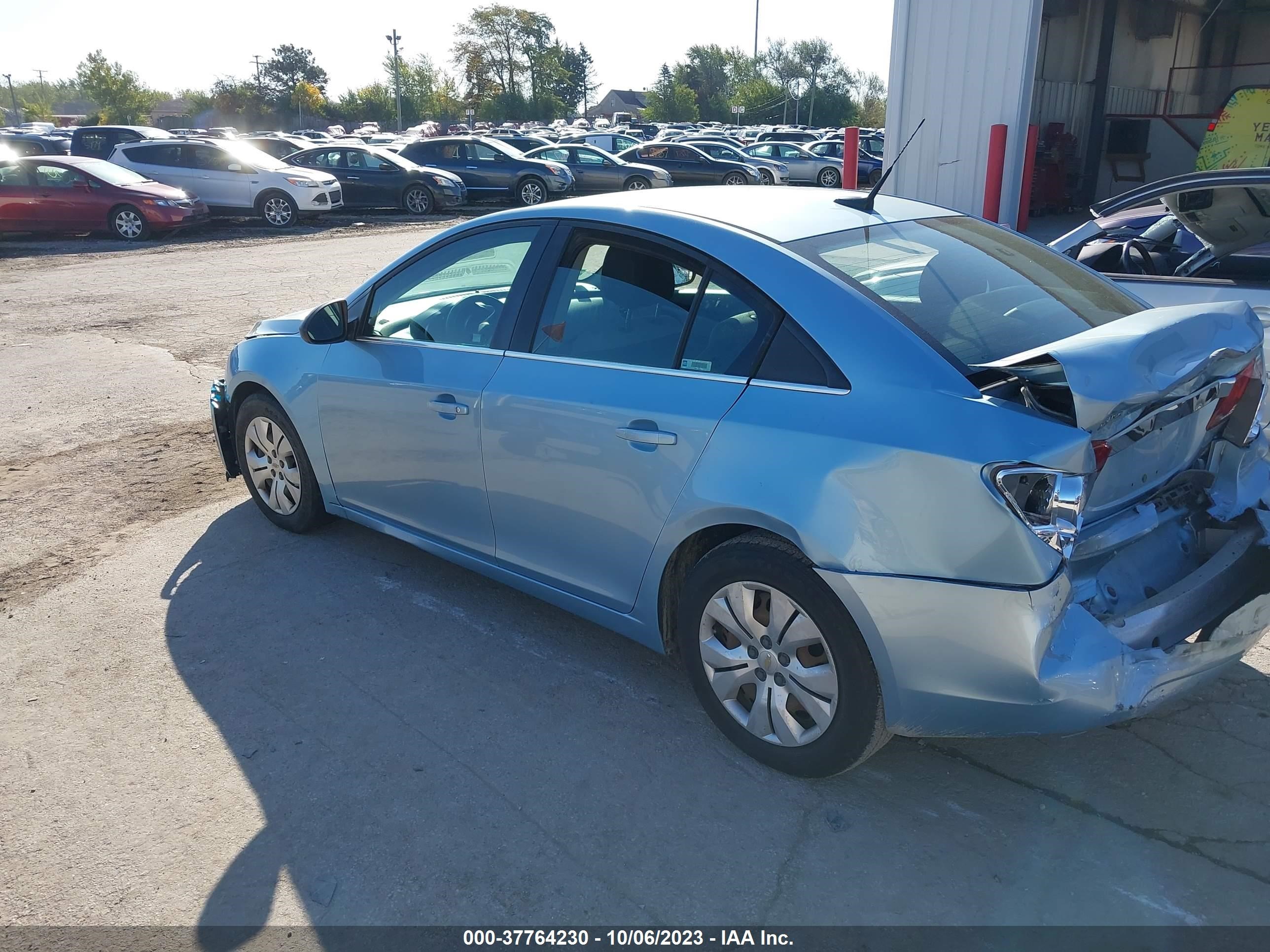 Photo 2 VIN: 1G1PC5SH0C7227330 - CHEVROLET CRUZE 