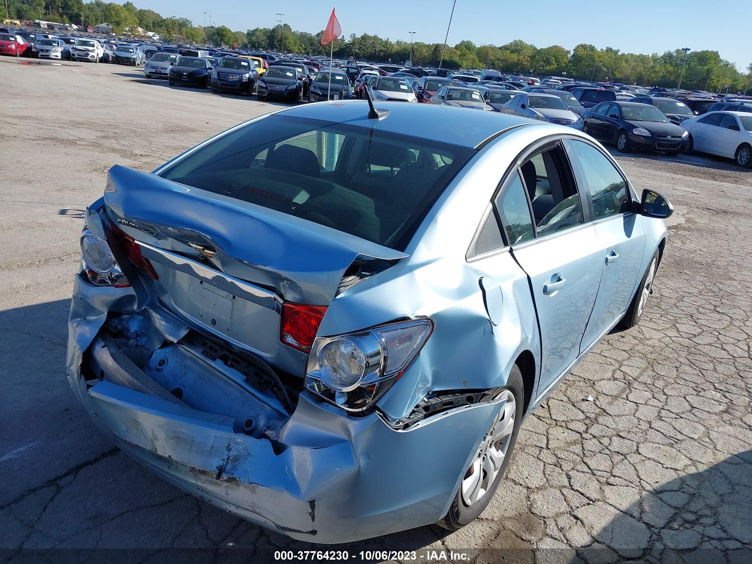 Photo 3 VIN: 1G1PC5SH0C7227330 - CHEVROLET CRUZE 