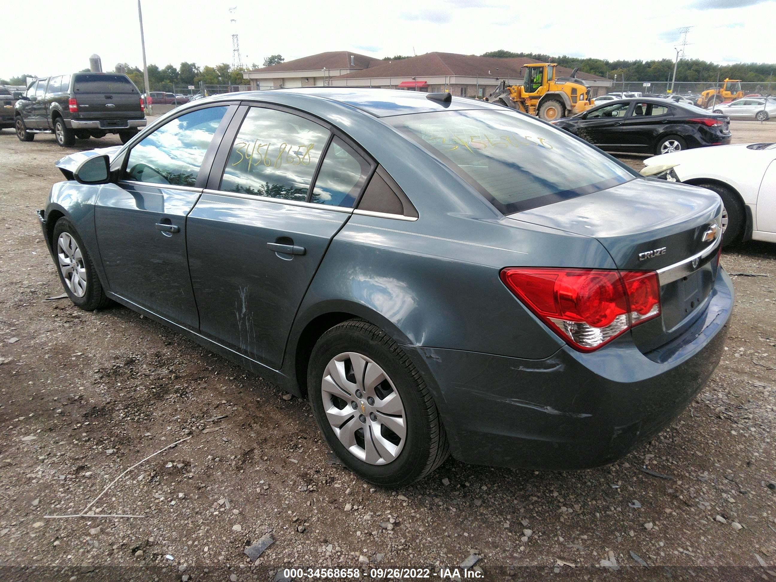 Photo 2 VIN: 1G1PC5SH0C7369841 - CHEVROLET CRUZE 