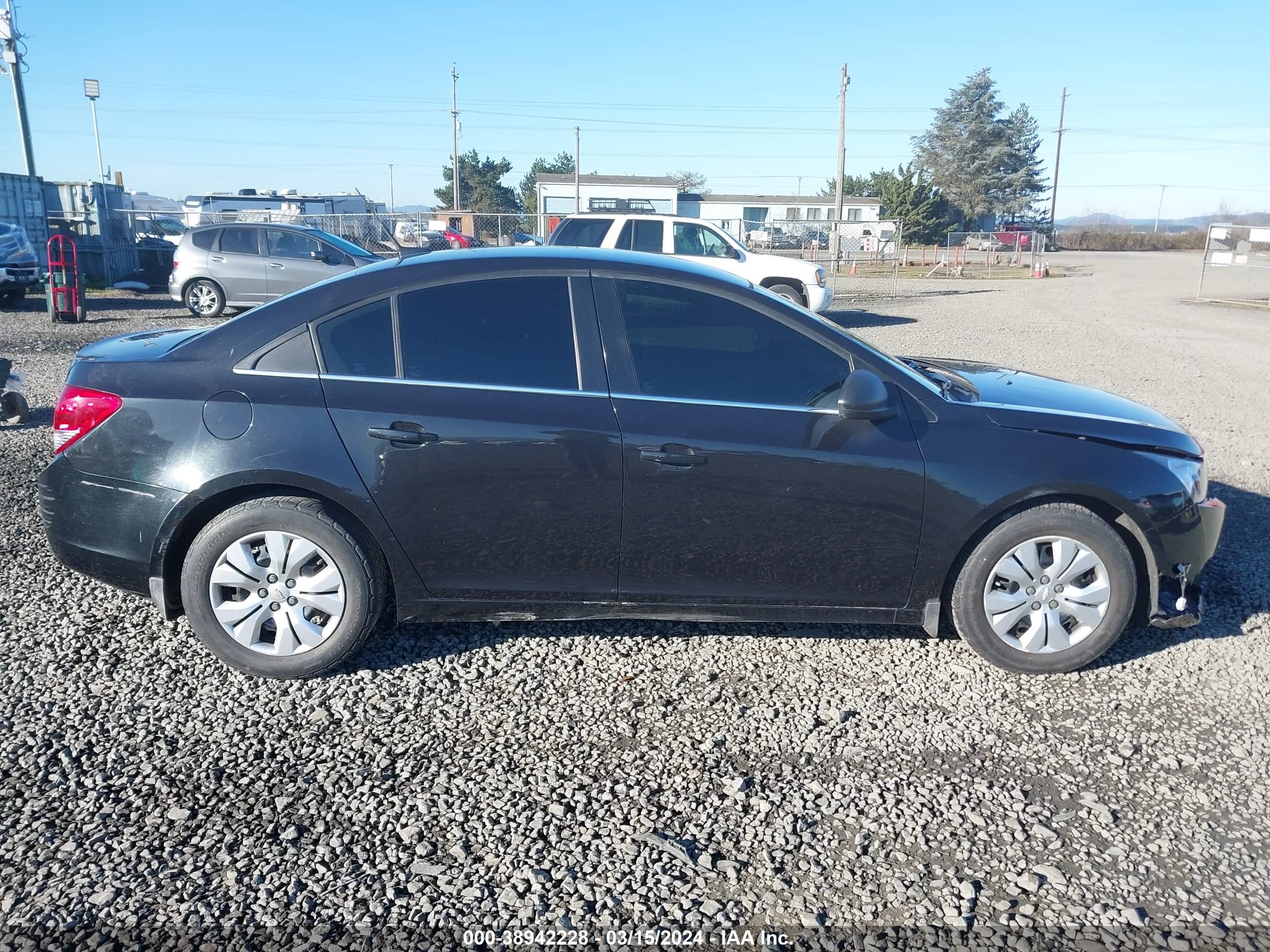 Photo 13 VIN: 1G1PC5SH0C7408850 - CHEVROLET CRUZE 