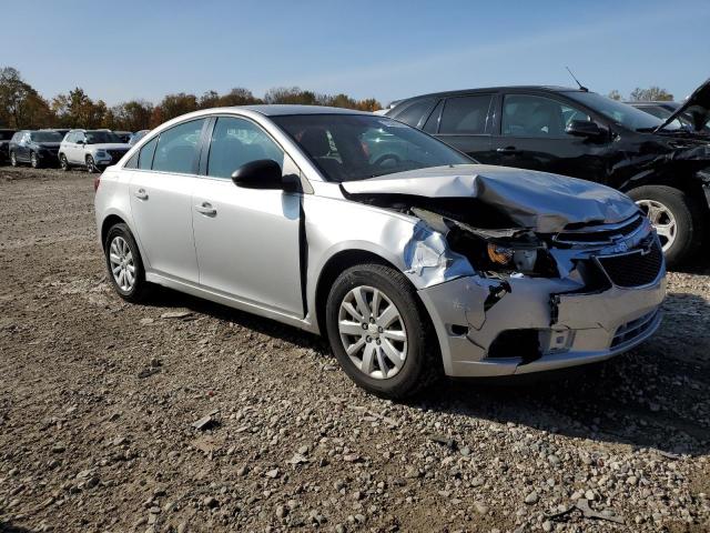 Photo 3 VIN: 1G1PC5SH1B7115621 - CHEVROLET CRUZE LS 