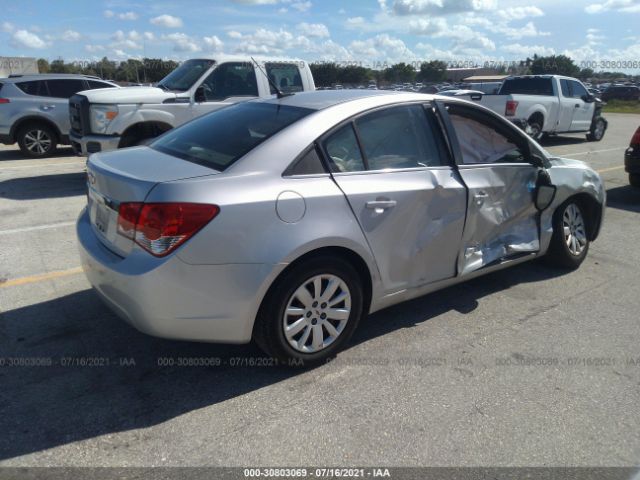 Photo 3 VIN: 1G1PC5SH1B7279189 - CHEVROLET CRUZE 