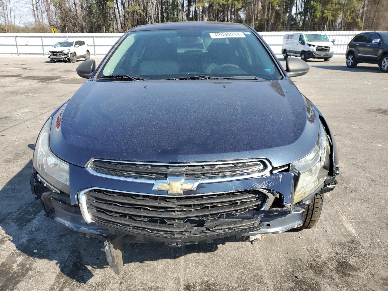 Photo 4 VIN: 1G1PC5SH1G7113844 - CHEVROLET CRUZE 