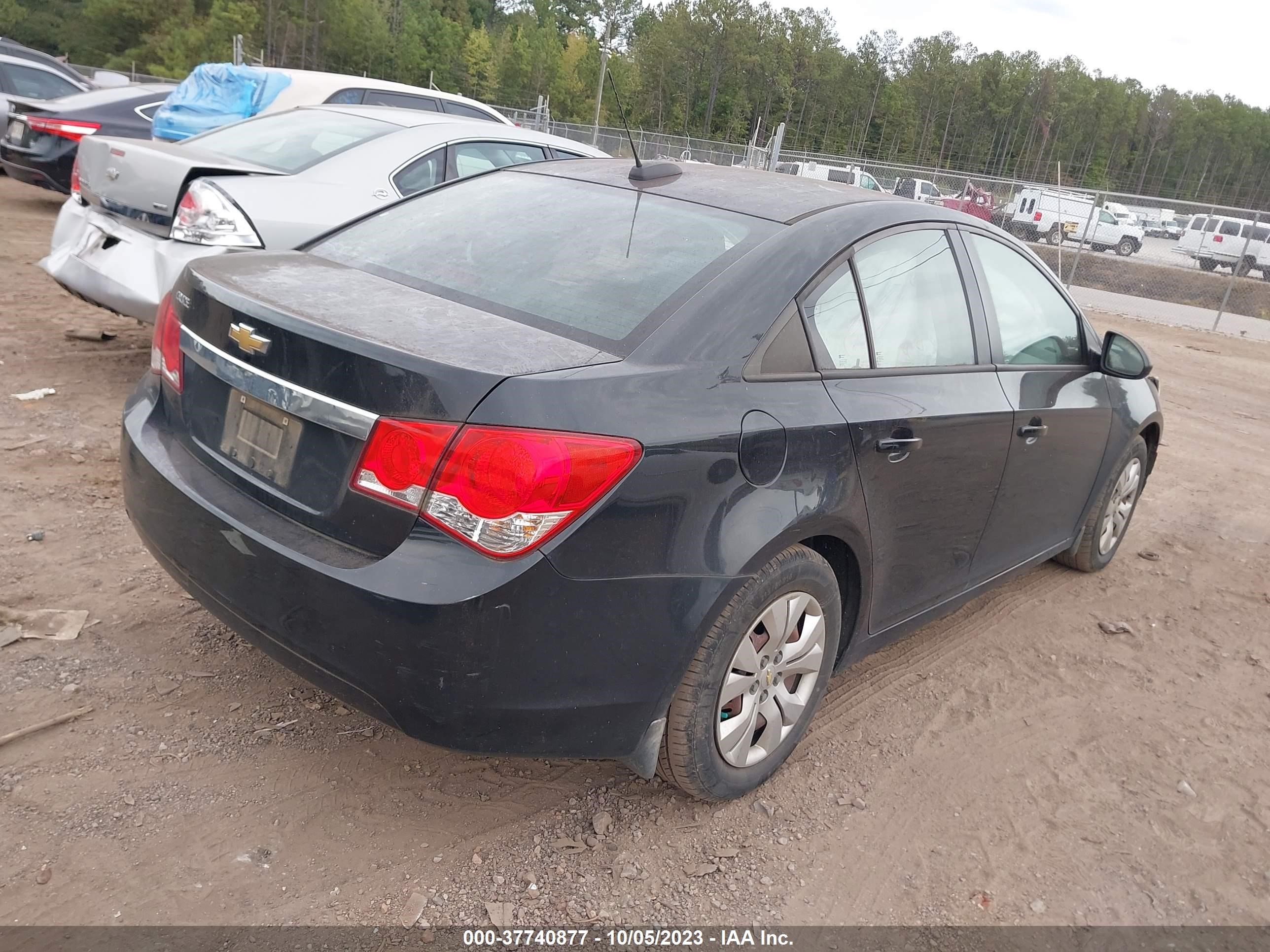 Photo 3 VIN: 1G1PC5SH1G7197633 - CHEVROLET CRUZE 