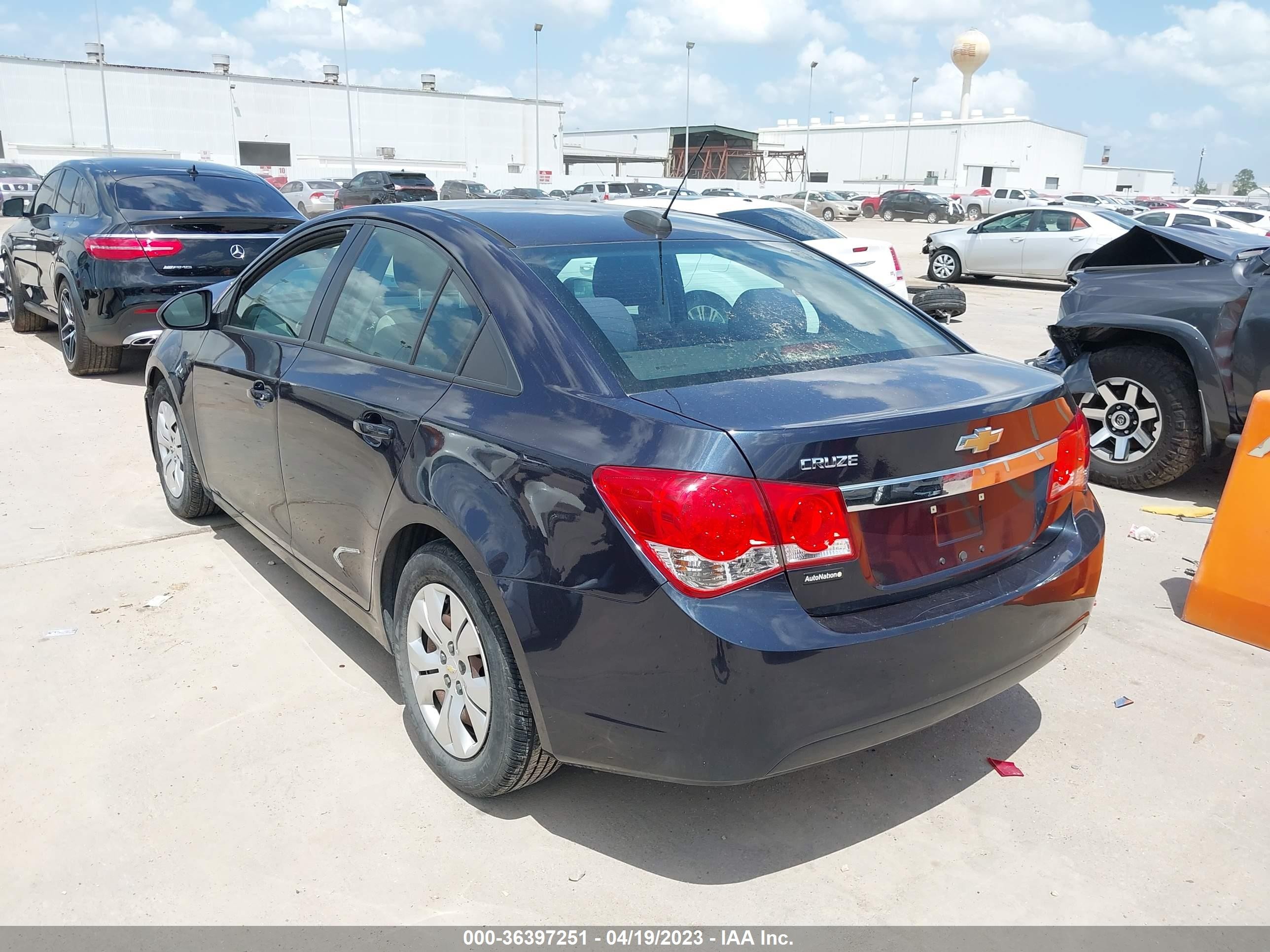 Photo 2 VIN: 1G1PC5SH1G7221459 - CHEVROLET CRUZE 