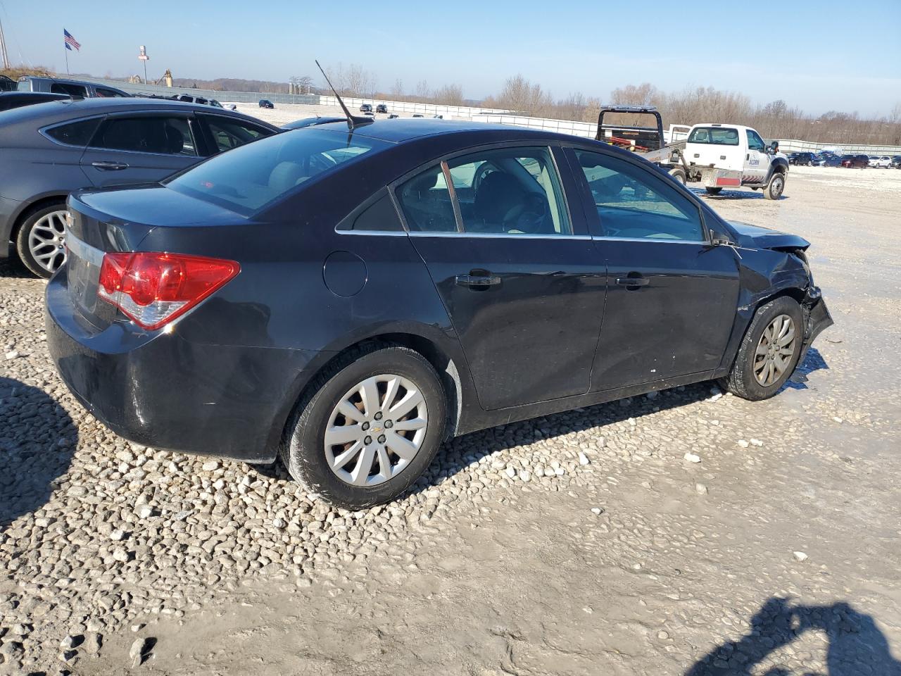 Photo 2 VIN: 1G1PC5SH2B7142066 - CHEVROLET CRUZE 