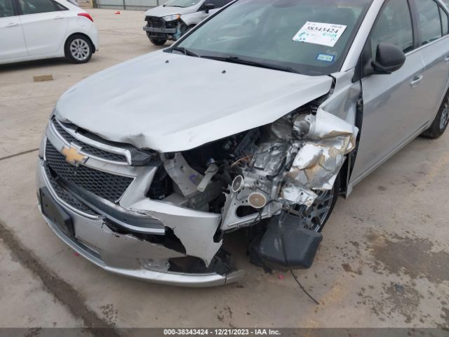 Photo 5 VIN: 1G1PC5SH2C7177434 - CHEVROLET CRUZE 