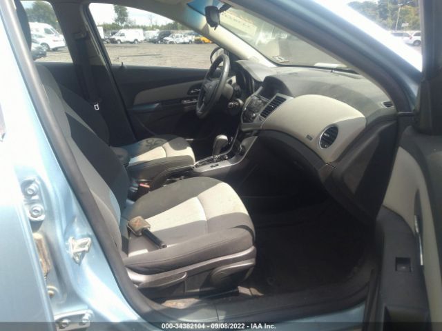 Photo 4 VIN: 1G1PC5SH3B7240863 - CHEVROLET CRUZE 