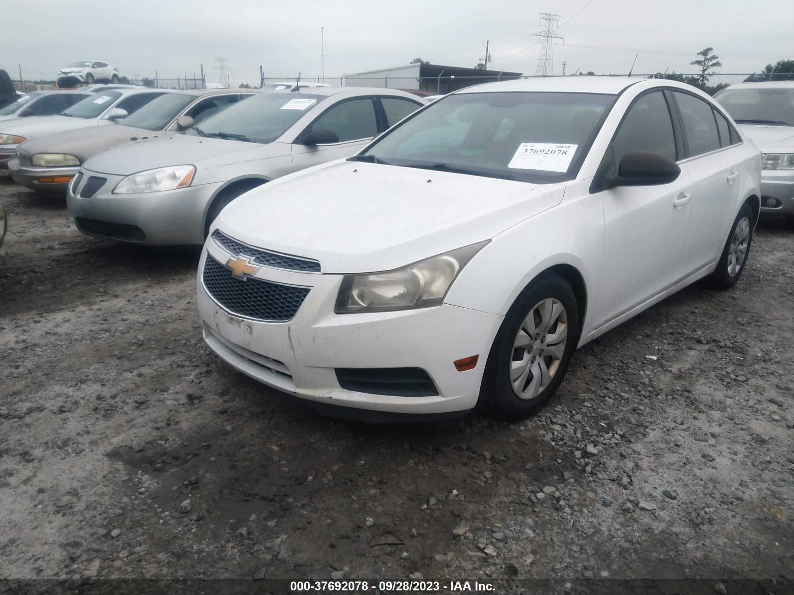 Photo 1 VIN: 1G1PC5SH3C7268826 - CHEVROLET CRUZE 