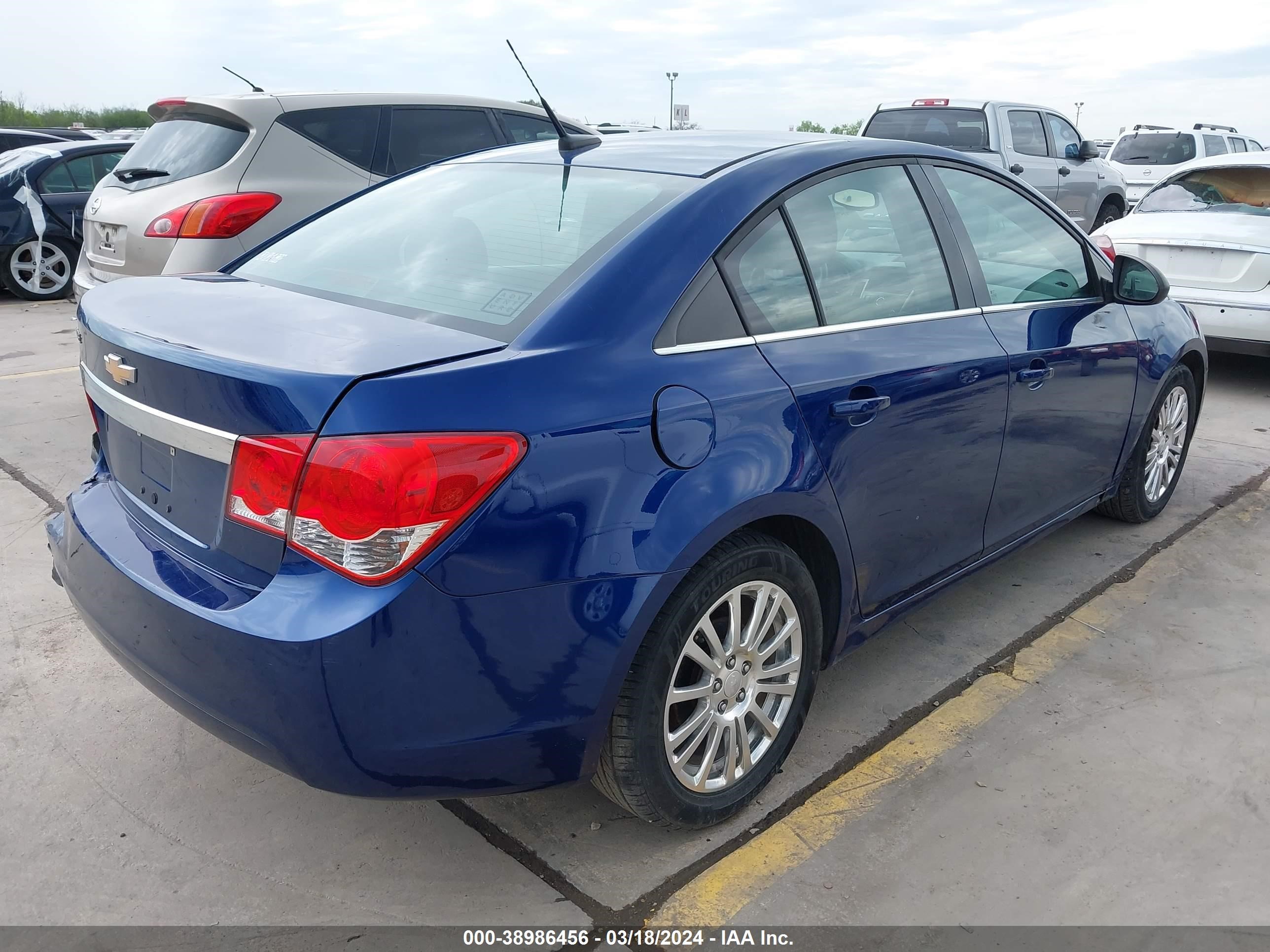 Photo 3 VIN: 1G1PC5SH3C7280183 - CHEVROLET CRUZE 