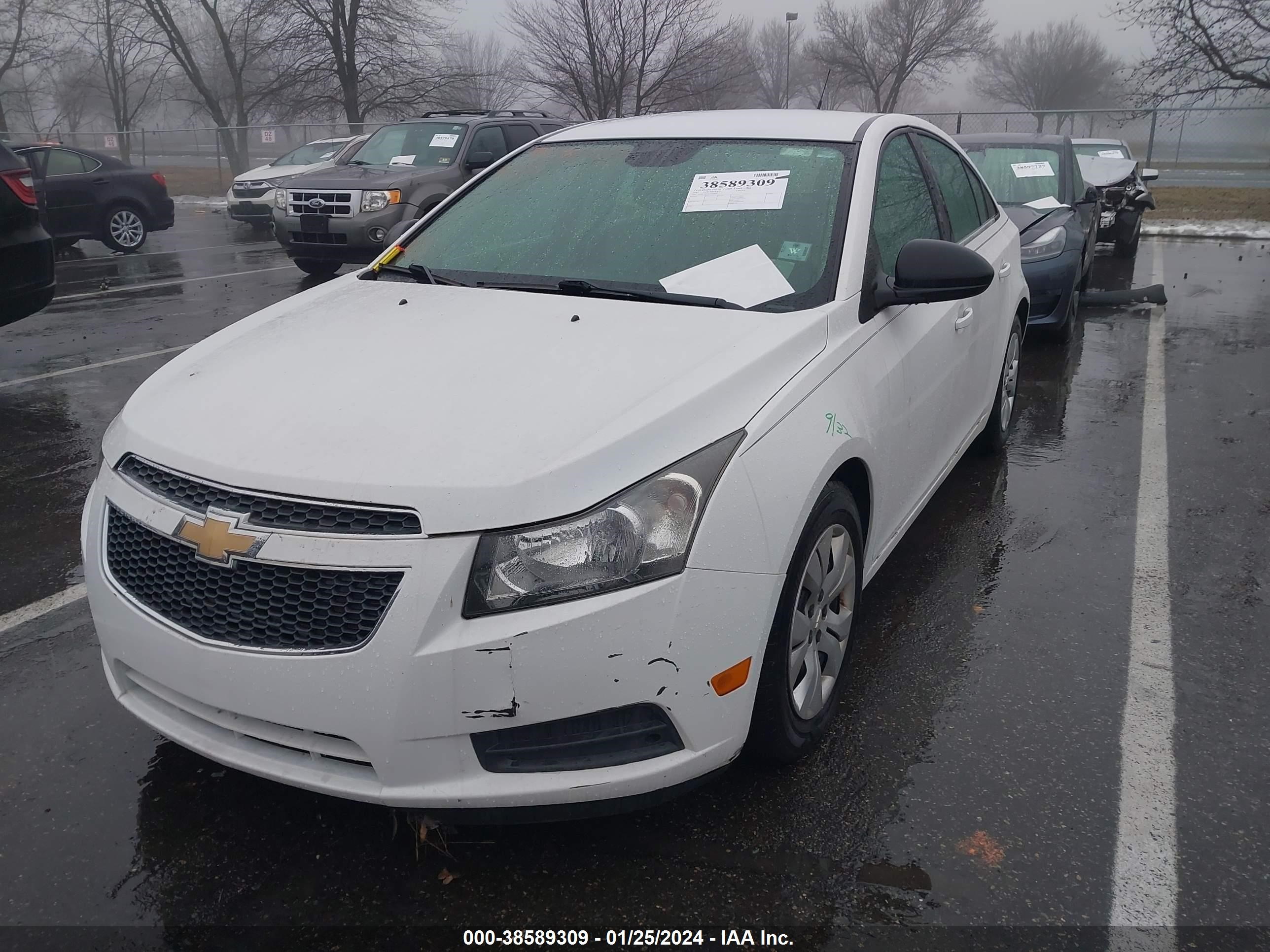 Photo 1 VIN: 1G1PC5SH3C7405053 - CHEVROLET CRUZE 