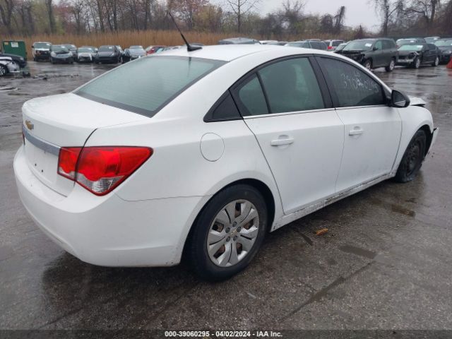 Photo 3 VIN: 1G1PC5SH3C7405909 - CHEVROLET CRUZE 