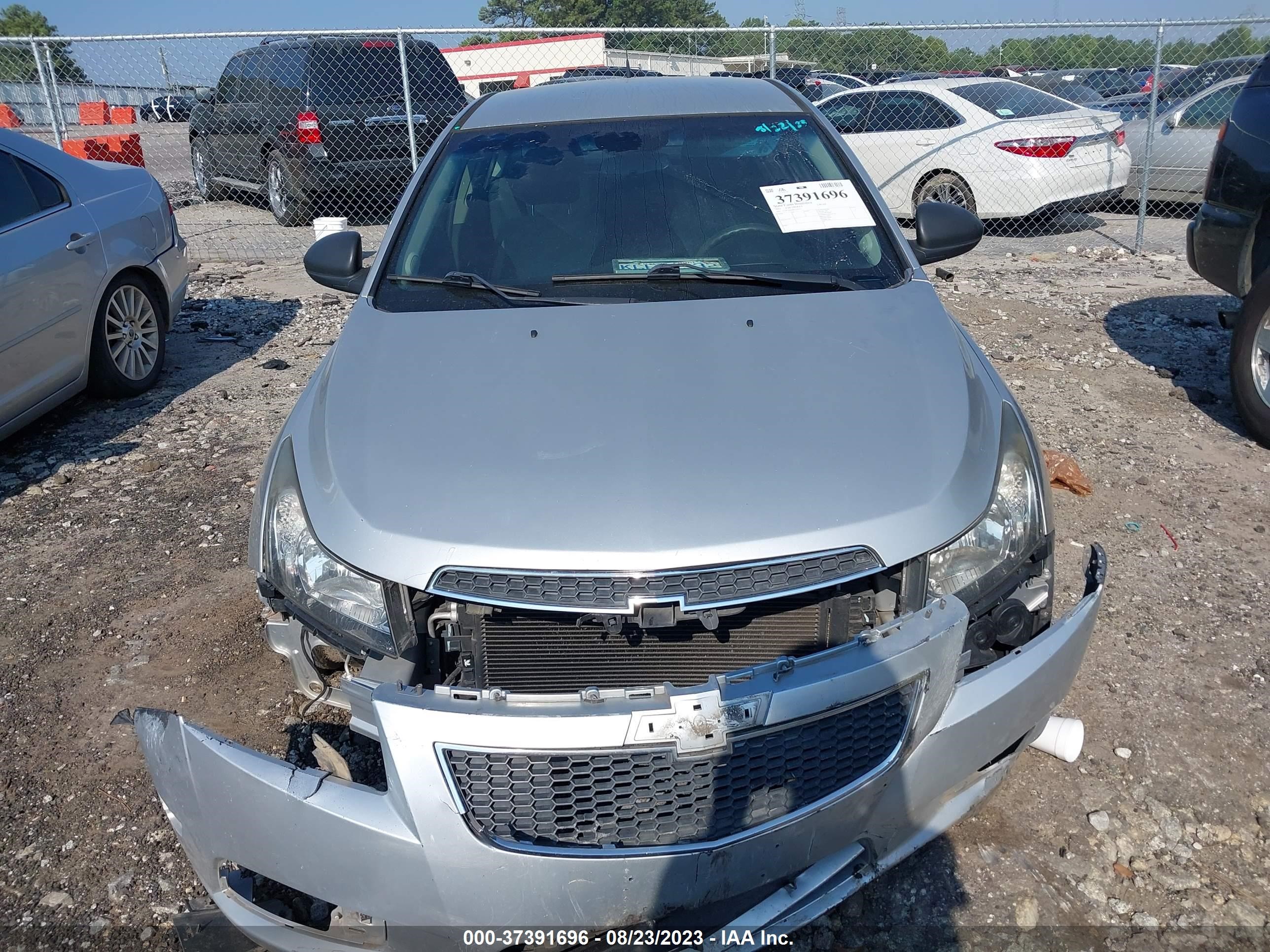 Photo 11 VIN: 1G1PC5SH4B7216233 - CHEVROLET CRUZE 