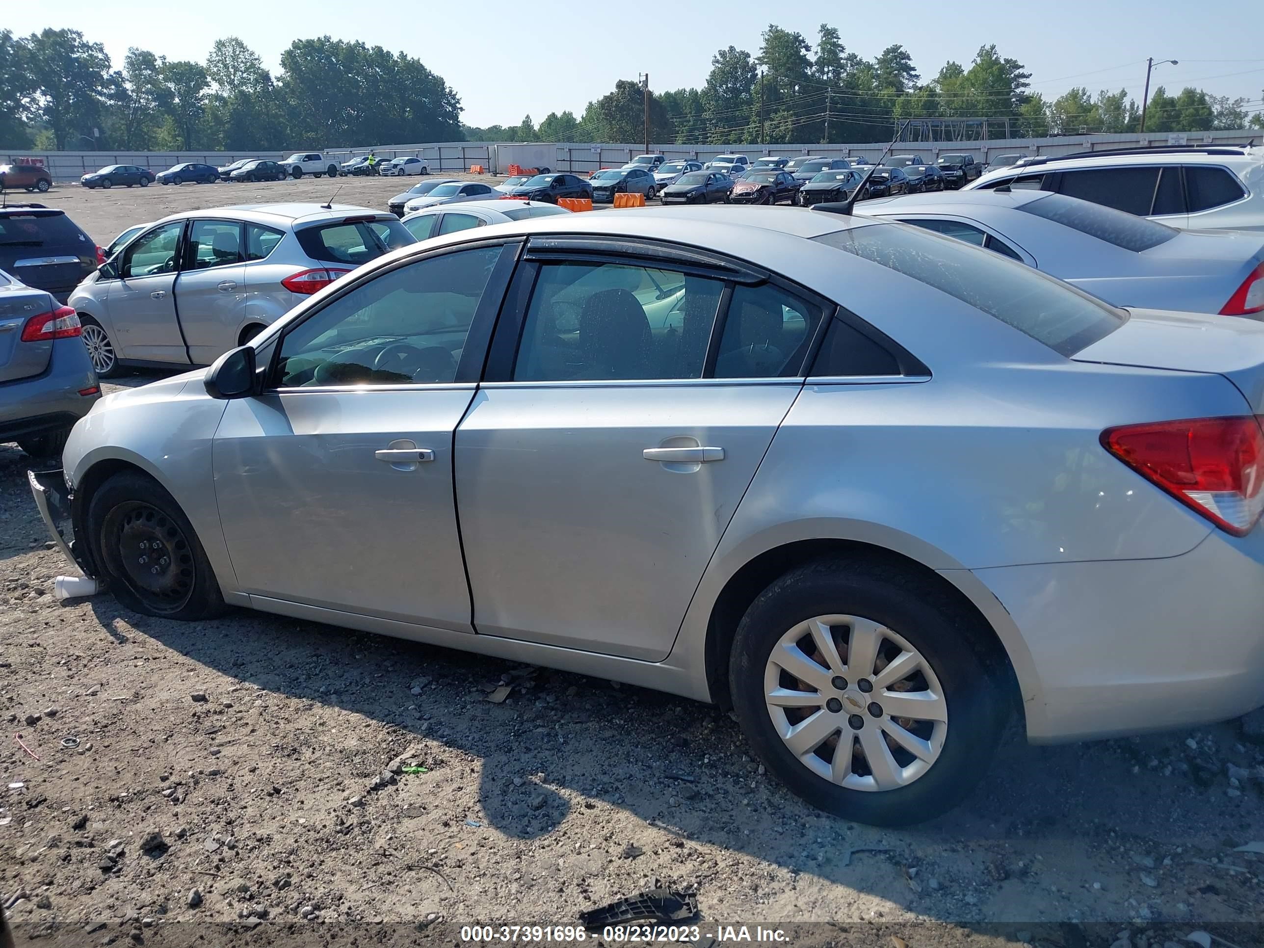 Photo 13 VIN: 1G1PC5SH4B7216233 - CHEVROLET CRUZE 