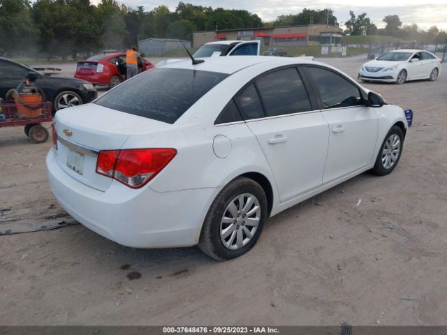 Photo 3 VIN: 1G1PC5SH5B7155166 - CHEVROLET CRUZE 