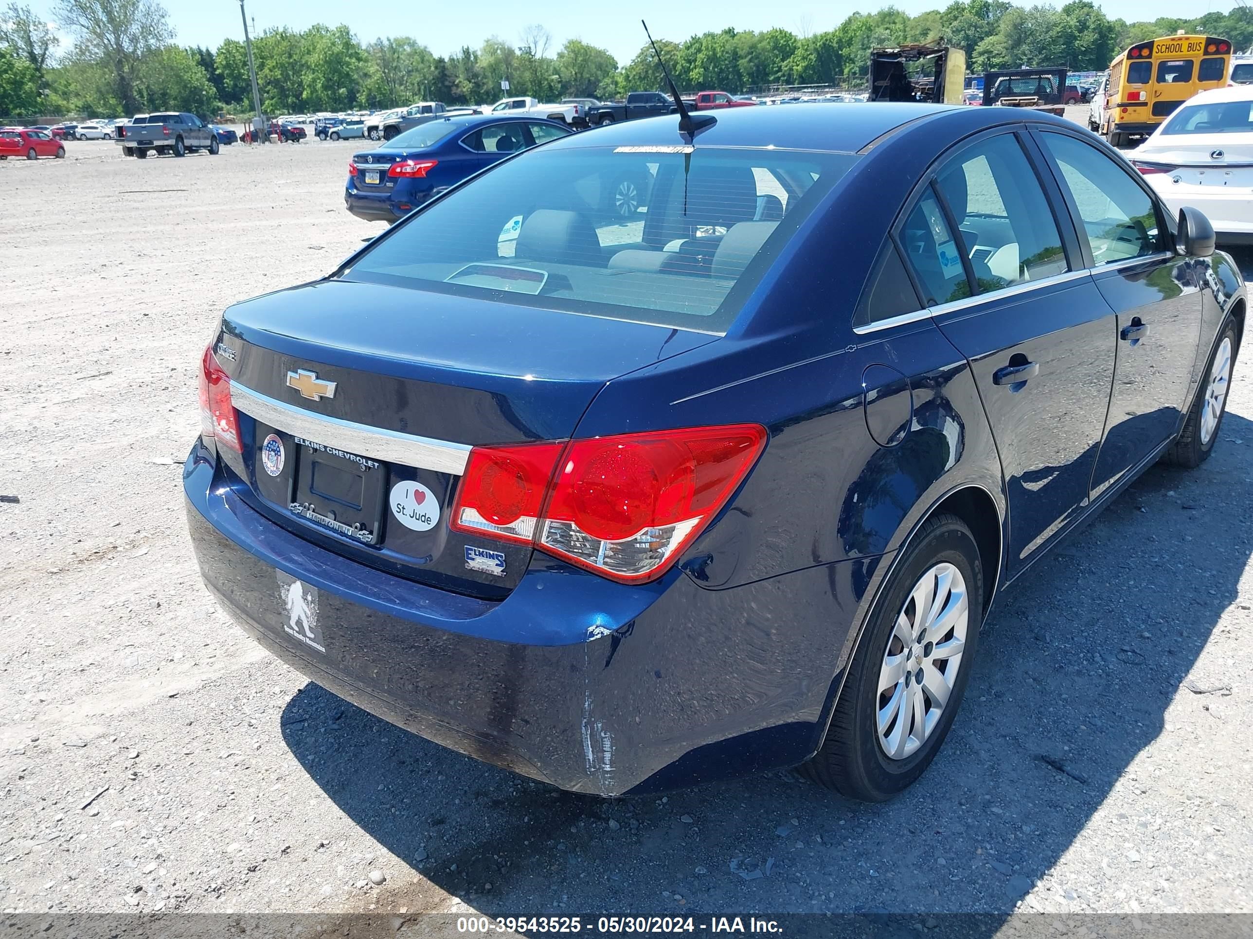 Photo 5 VIN: 1G1PC5SH5B7182478 - CHEVROLET CRUZE 